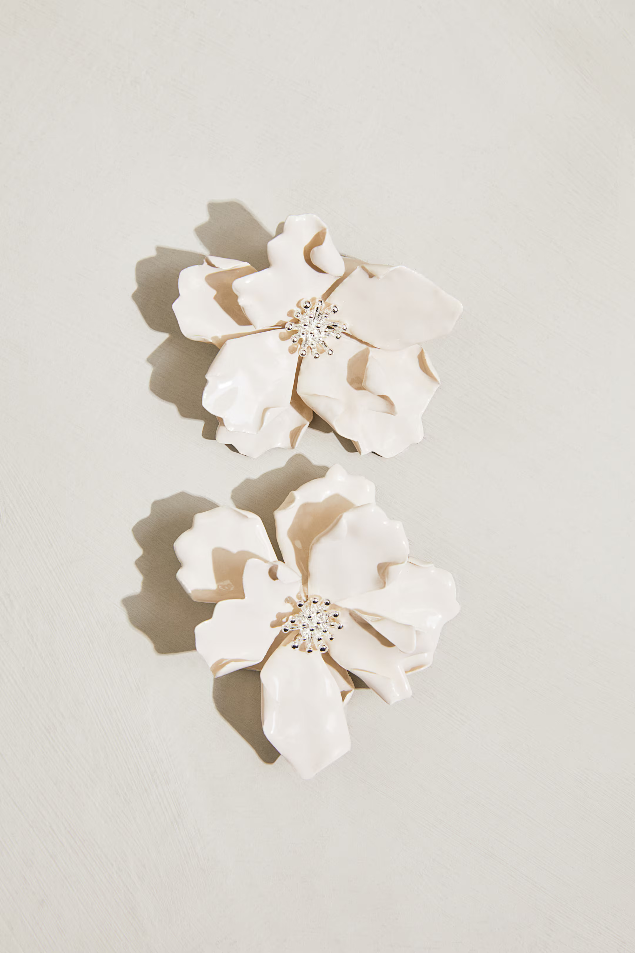 Flower-Shaped Earrings | H&M (US + CA)