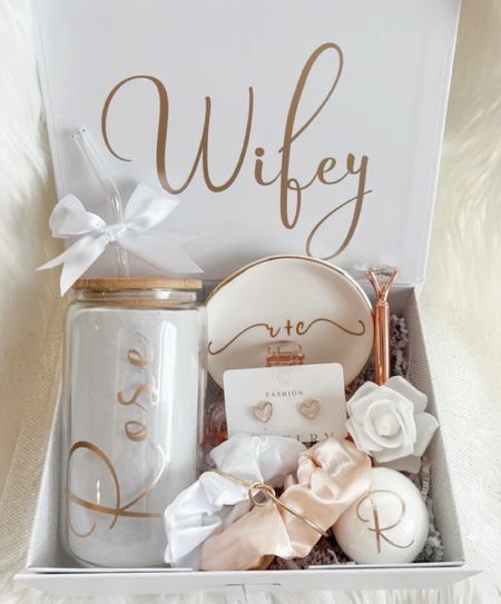Bridal Gift Box from BoxAllEvents

Bride to Be Gift Box | Personalized Bridal Gift Box | Bridal Shower gift box | Customized Engagement gift box | Future Mrs box | engaged | bridal shower 

#LTKwedding #LTKstyletip #LTKGiftGuide