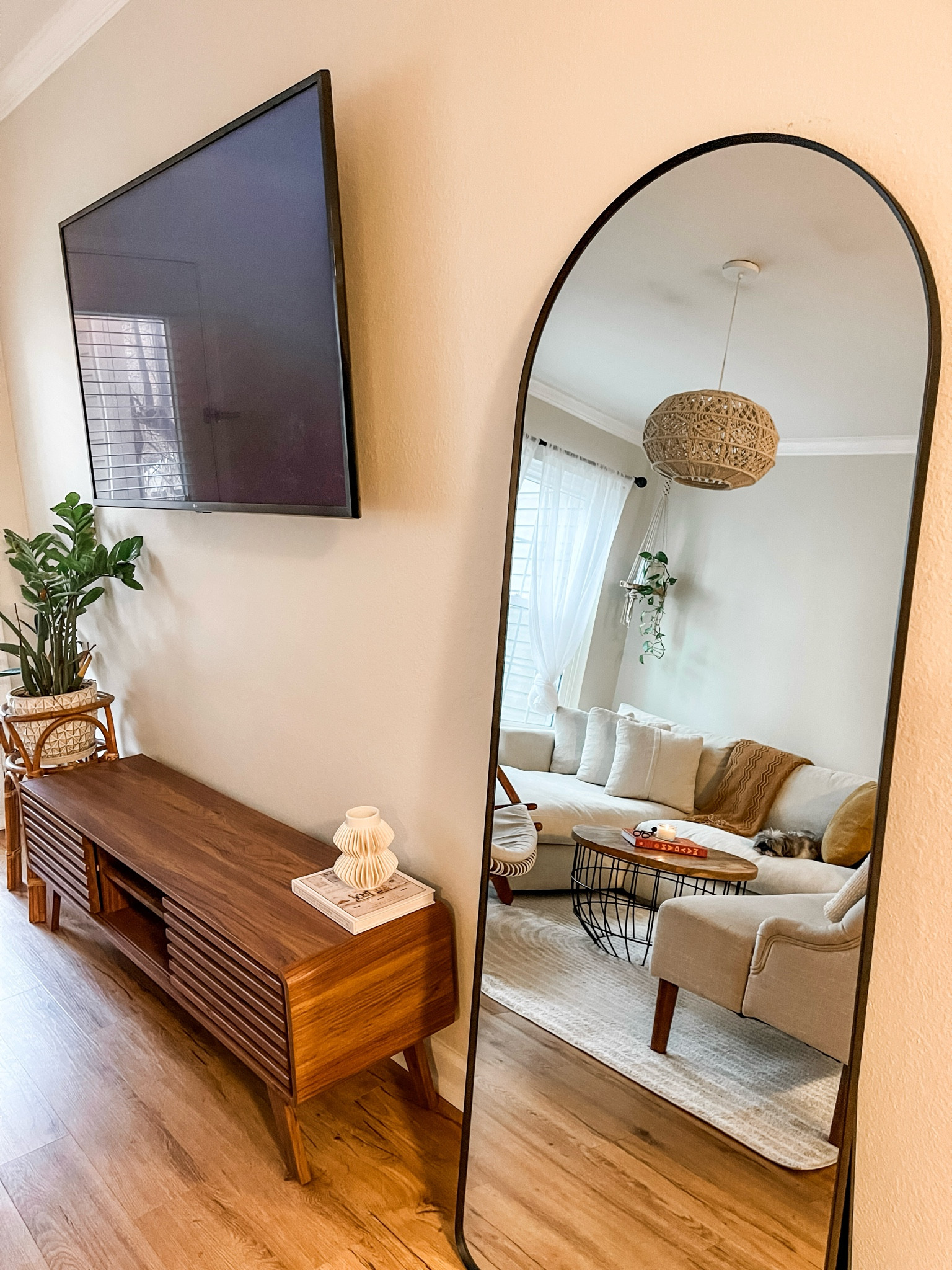 Living room styling

#amazon #amazonfinds

#LTKhome