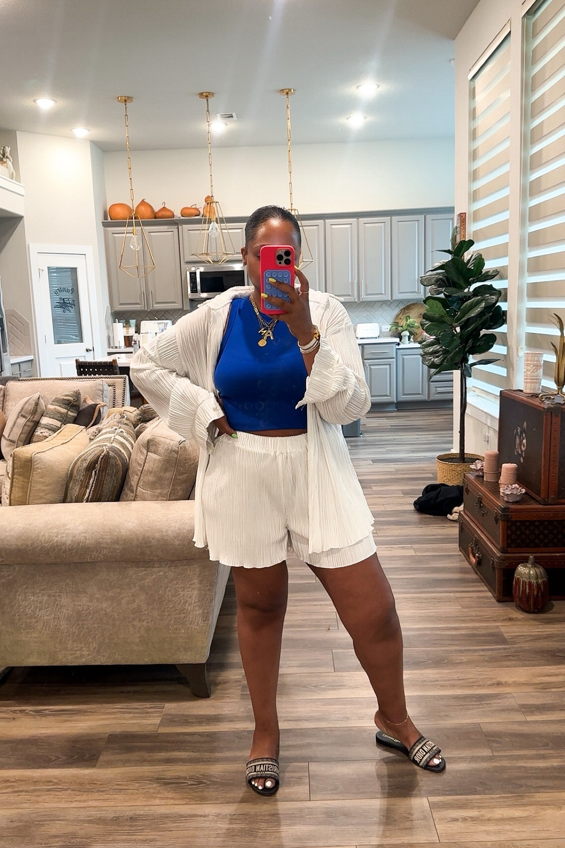 
Tank- medium 
Set- medium 
Slides-  tts 

Spring outfit - summer outfit - set - matching set - everyday outfit - everyday fashion - slides - summer - vacation outfit -   