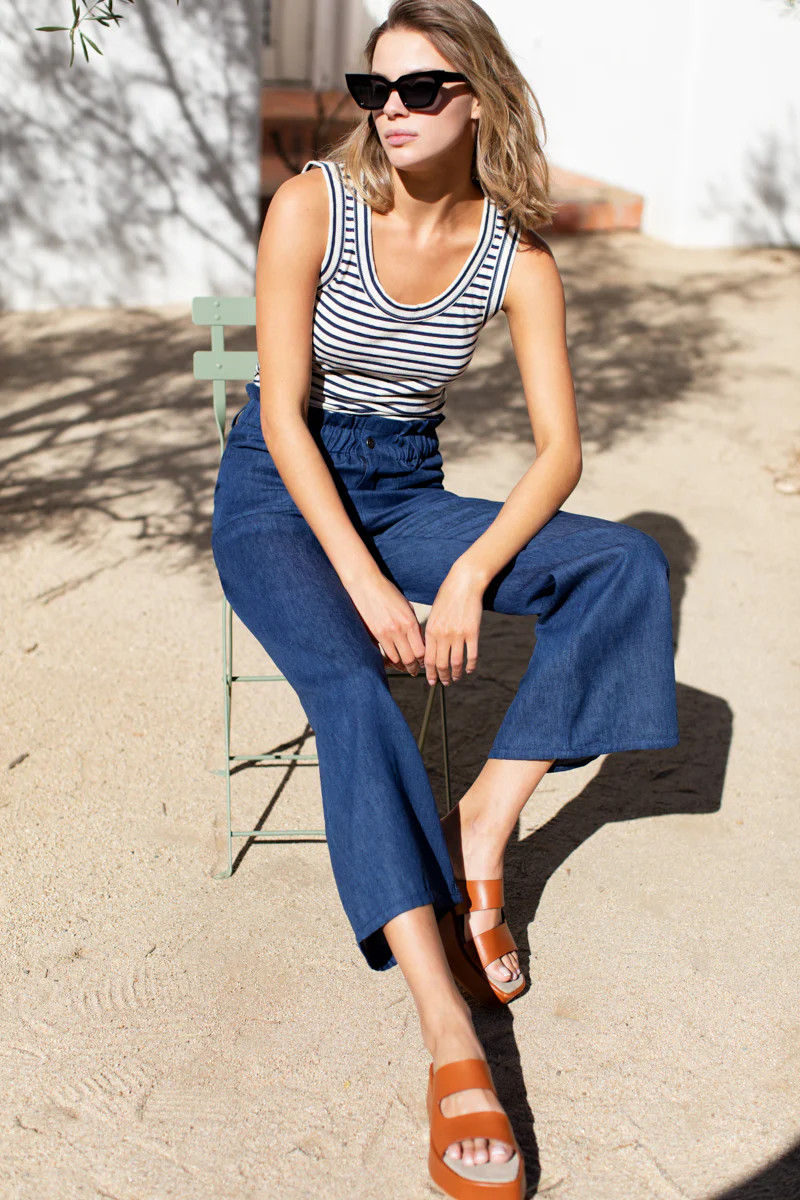 Zip Front Tulip Crop Flare 2 - Indigo | Emerson Fry