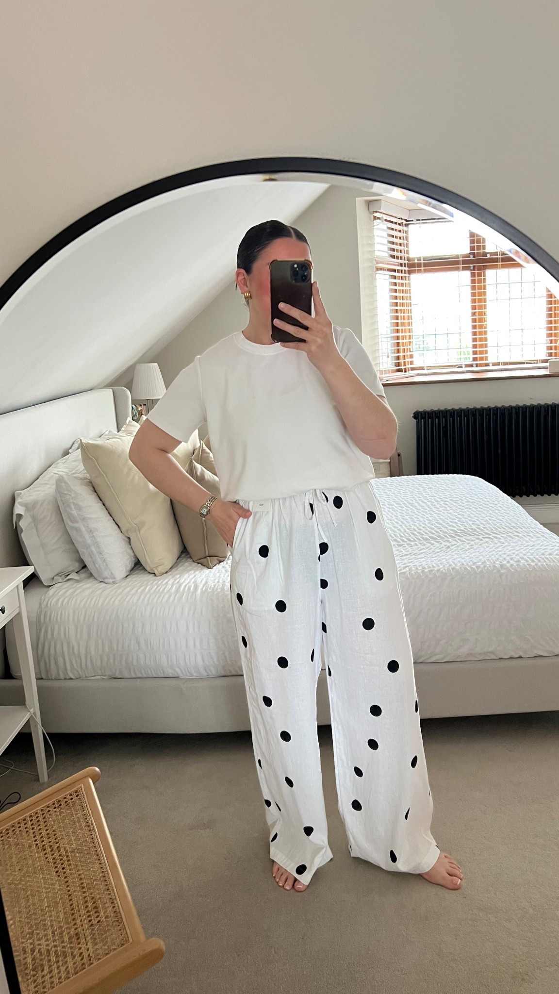 New in my S/S wardrobe 

Ignore the white tee, I was just trying on my gorgeous new polka dot linen trousers 😍

