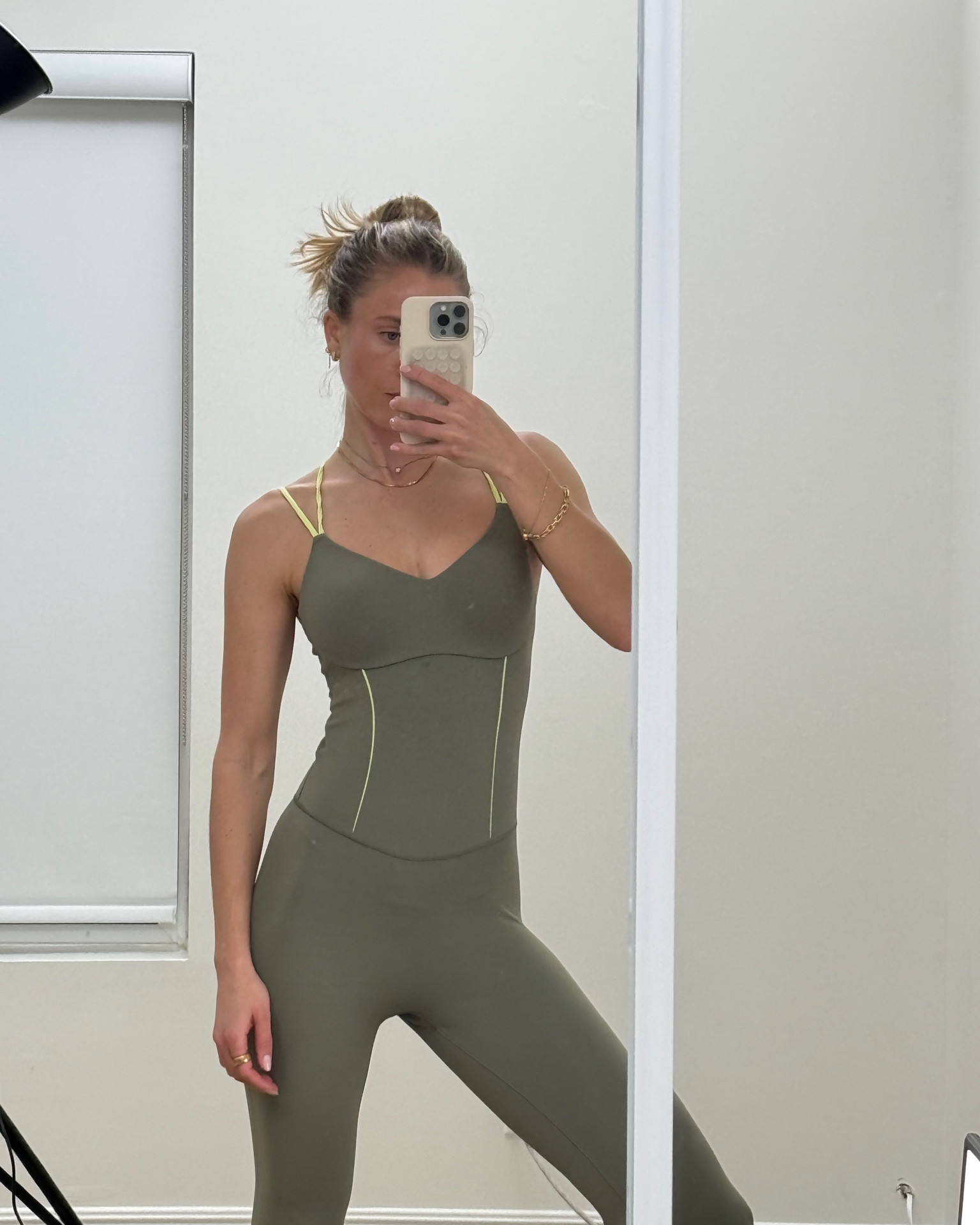 Working out in Victoria Secret 💚 

#LTKActive #LTKSeasonal #LTKStyleTip