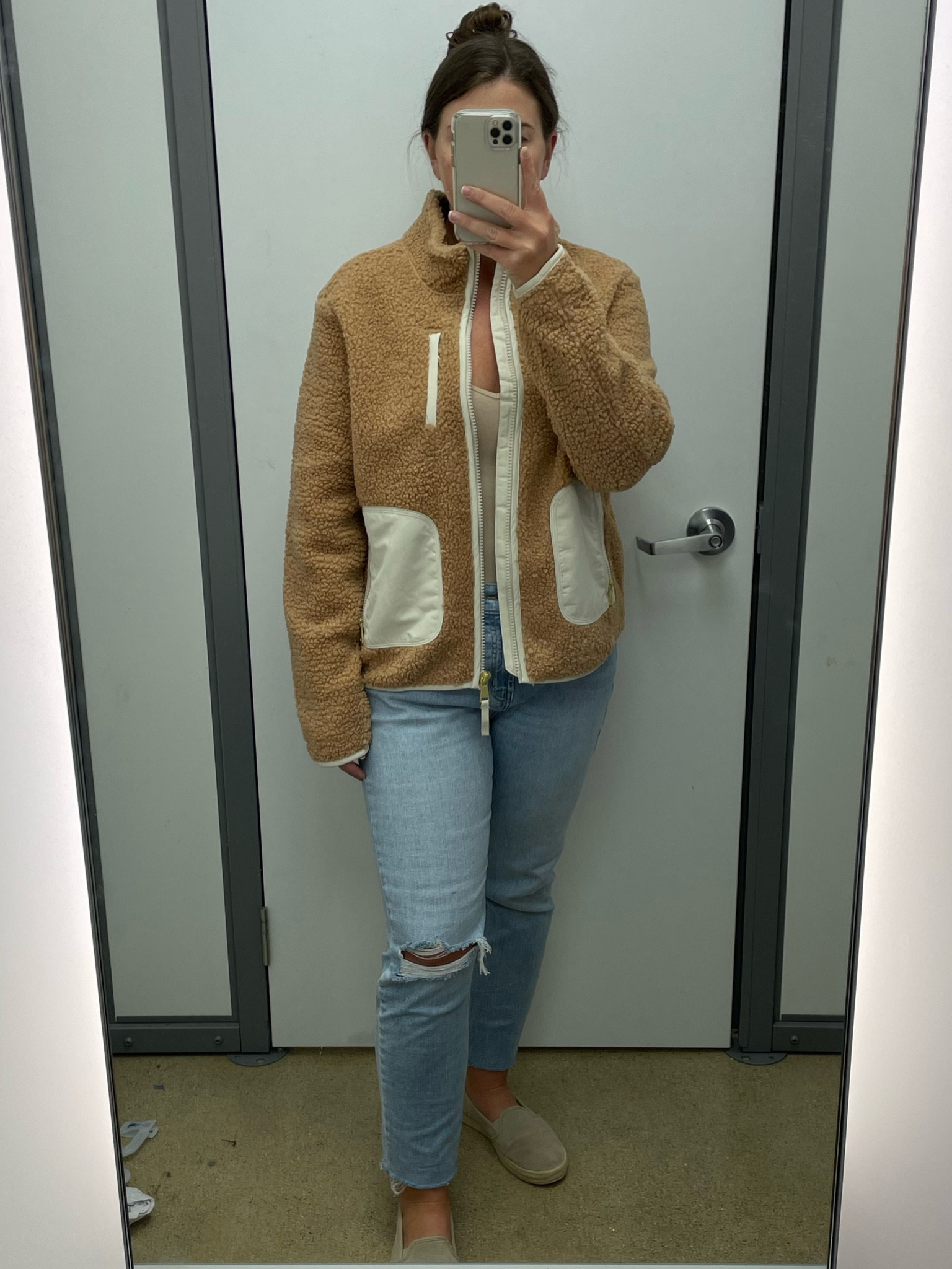 Wearing a size large jacket and 8 in jeans

#falloutfits #fallfashion #fallstyle #outerwear #jacket #sherpa #jeans #denim #walmart #walmartfinds #oldnavy

#LTKSeasonal #LTKunder50 #LTKunder100