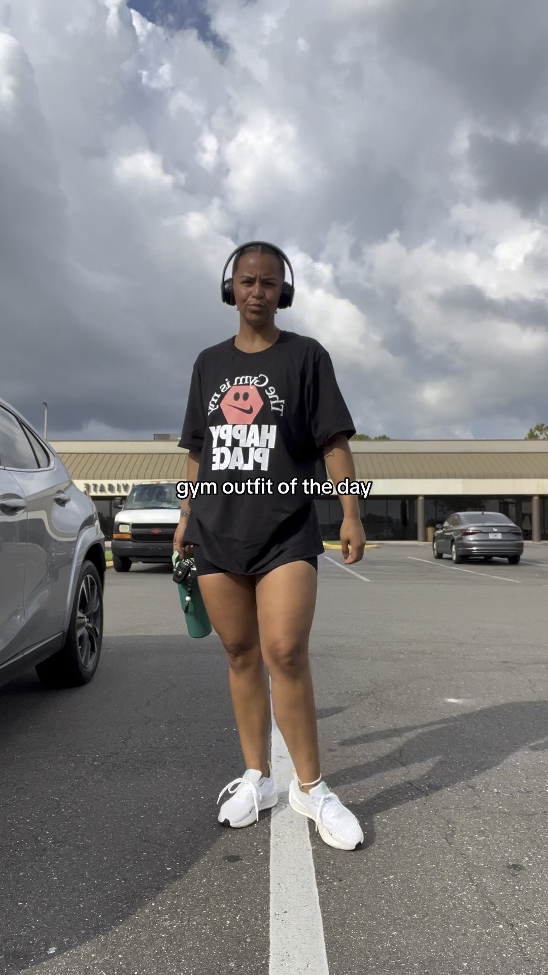 Monday was a back day 💪🏽 probably my favorite day of the week 😅 

To be honest I’ve been dreading working legs, its alot to get them thangs strong AF 🥵

shorts @OQQ 
graphic tee and sneakers @Nike  

WEARING A SMALL✨

HOW TO SHOP:
▫️Tap link to TIKTOK SHOP
▫️Tap 🔗 in bio ➡️ LTK to shop my
looks
▫️Download the LTK app and search
THEDEFINITELYCARLA✨
▫️ Tap 🔗 in bio ➡️ amazon under GYM GIRLIE

#oqq #oqqshorts #gym #gymoutfit #outfitinspo #outfitideas #amazon #amazonfinds #amazonmusthaves

#LTKFitness #LTKFindsUnder50 #LTKActive