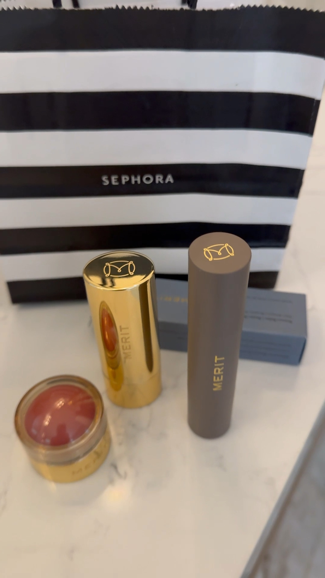 This Merit makeup brand is my favorite clean makeup. Blush, bronzer, coverup 

#LTKOver40 #LTKBeauty #LTKdayinmylife