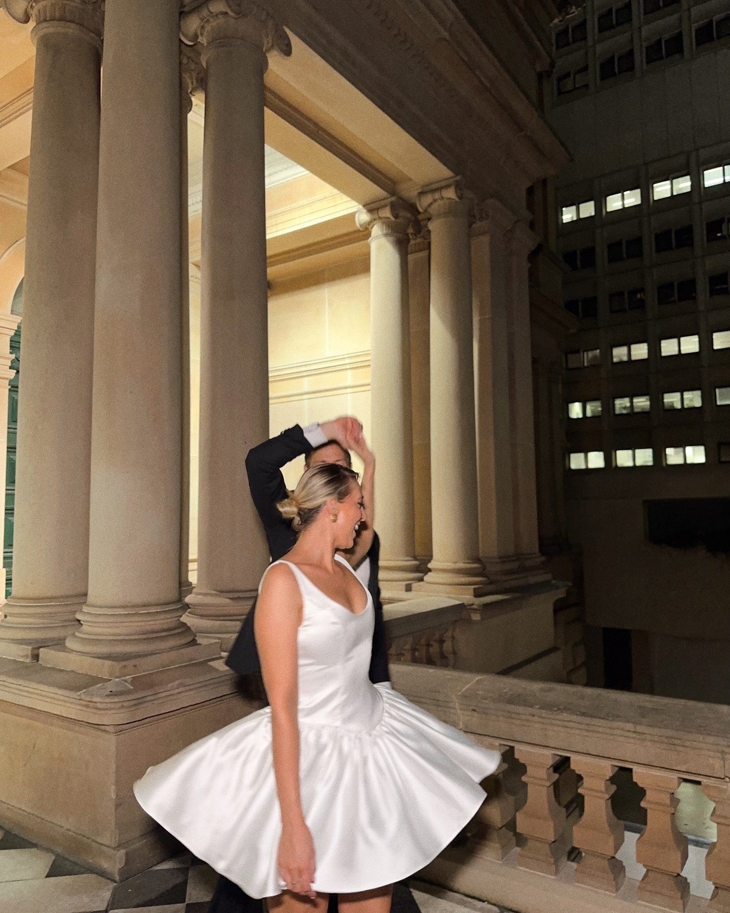 Stunning white mini dress that has a removable bow, wearing size 10 /M x

#LTKaustralia #LTKdresses #LTKwedding