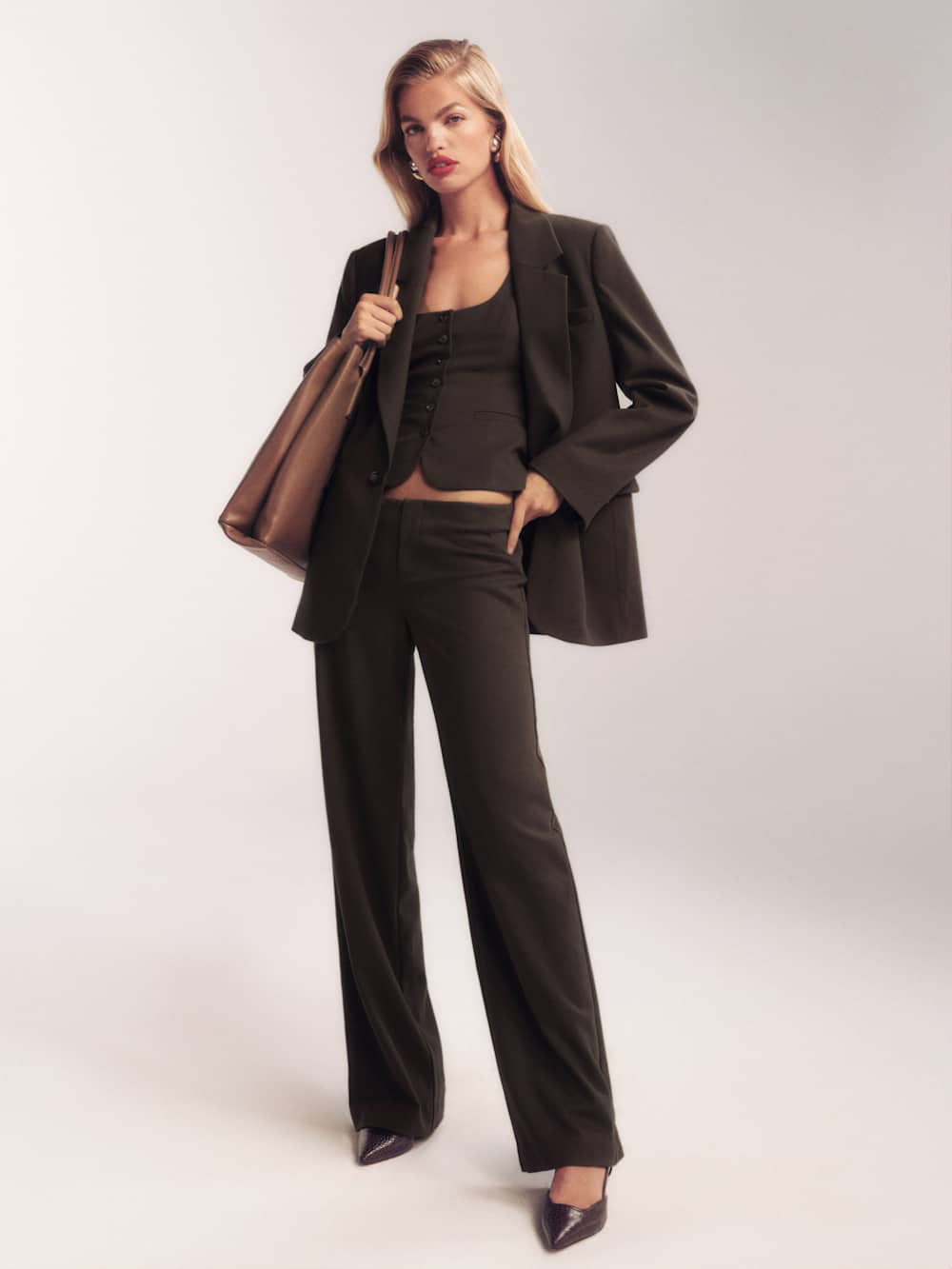 Petites Vida Low Rise Pant | Reformation (Global)