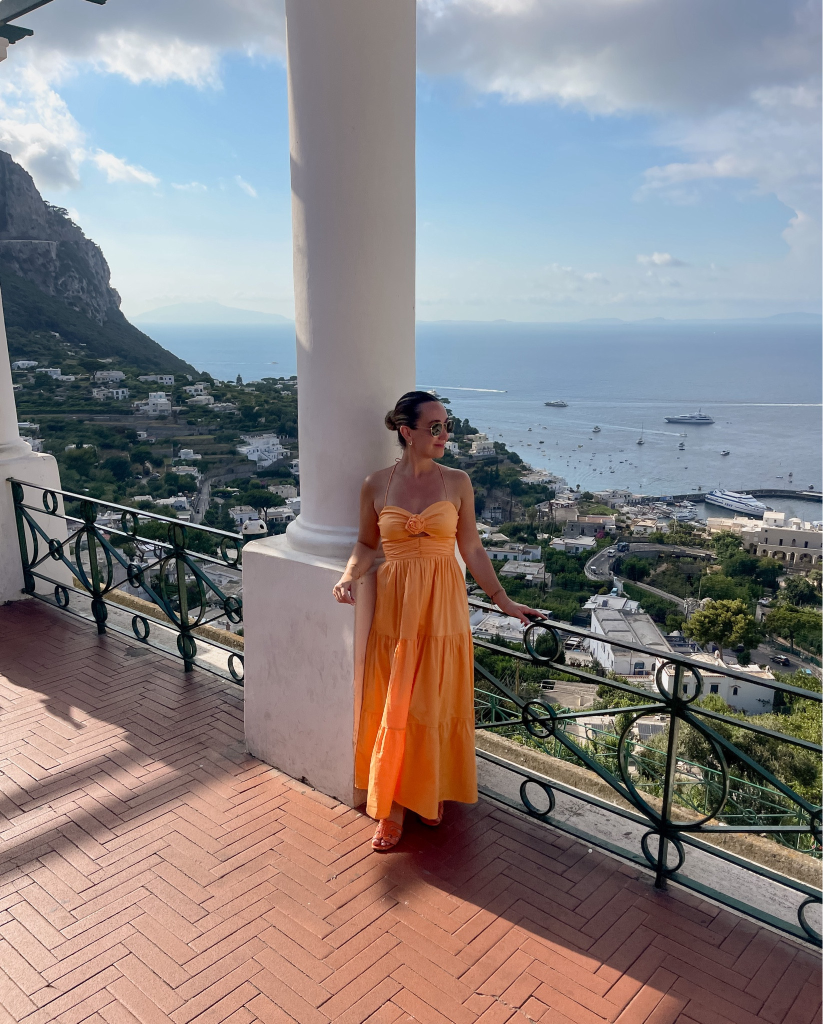 Orange honeymoon dress with rose detail

#LTKeurope