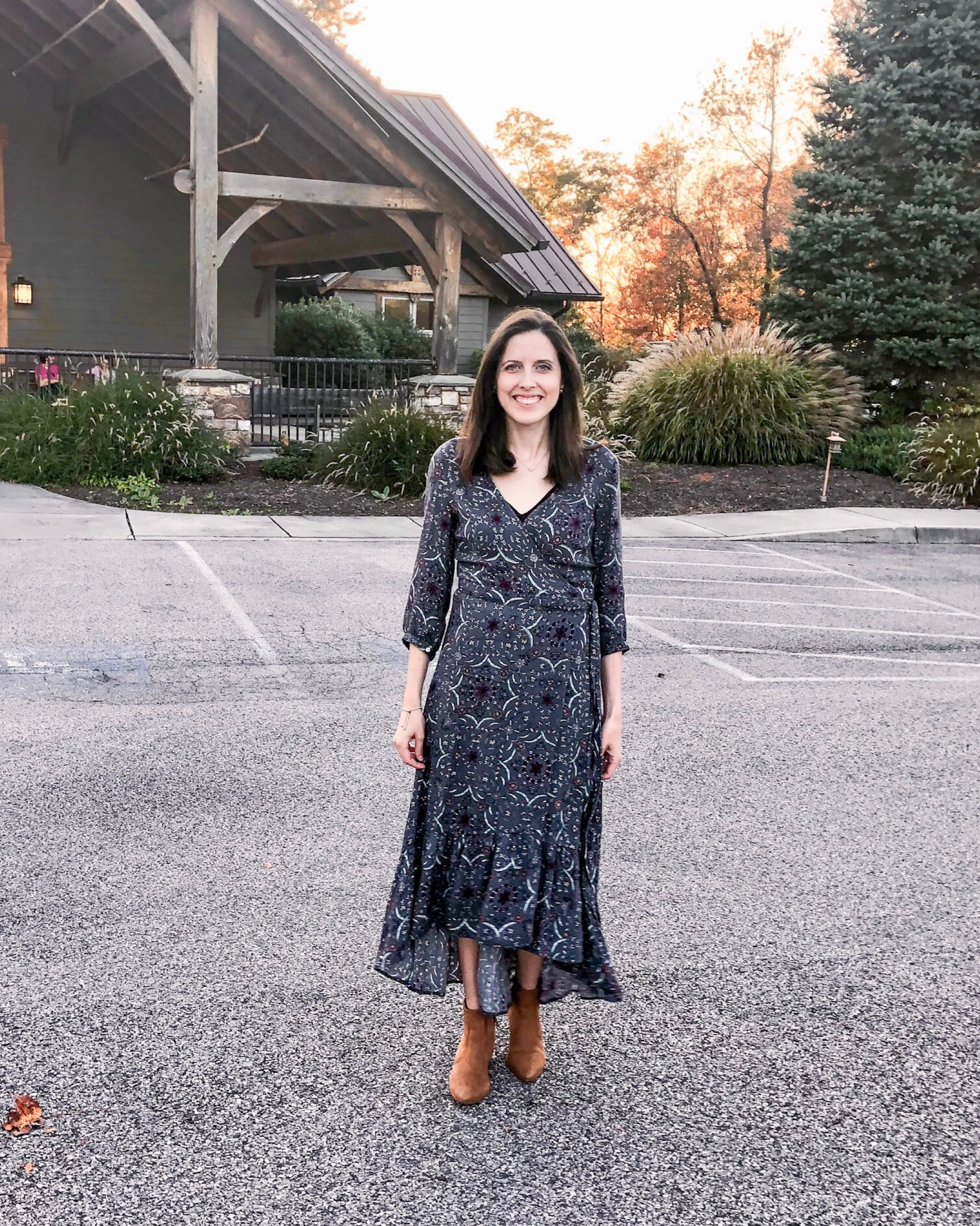 This is one of my favorite dresses! It’s an older lovestitch style but we’ve linked similar options that would be perfect for fall family photos. 

📸 Tip for photos- choose the same or similar color palette for everyone. If your dress is a print put everyone else in solid colors that are in the print.

Maxi dress, Fall dress, Fall dresses, Church dress, 
Date night dress, Floral dress,
Wedding guest dress, 
Fall getaway dress, Family photo dress, Fall Fashion



#LTKSeasonal #LTKstyletip #LTKfindsunder100