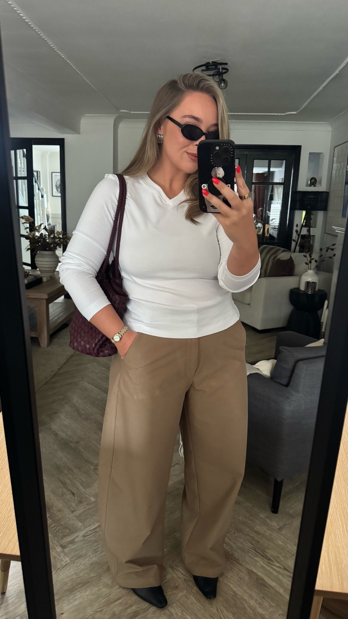 OOTD - wearing the midsize trousers I shared as part of my try on the other day!

My top is next so can’t link but I’ve linked similar. I wear an XL in the trousers (I’m a uk14 and 5ft 2 and a half) they’re a little big on me but the L too small!

#LTKautumn #LTKmidsize #LTKuk