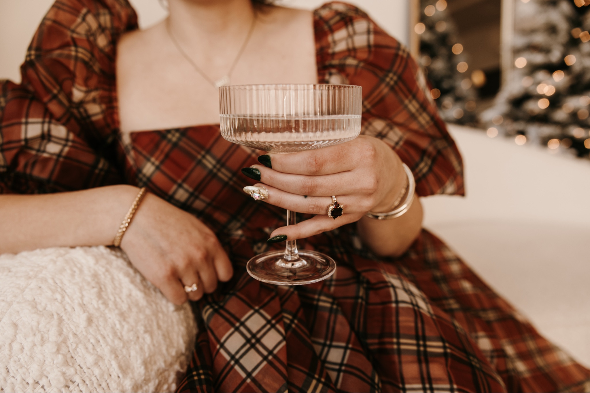 This will always be my favorite Christmas dress. If you’re thinking about investing in a Selkie dress.. DO IT!! 💚

#LTKParties #LTKHoliday #LTKStyleTip