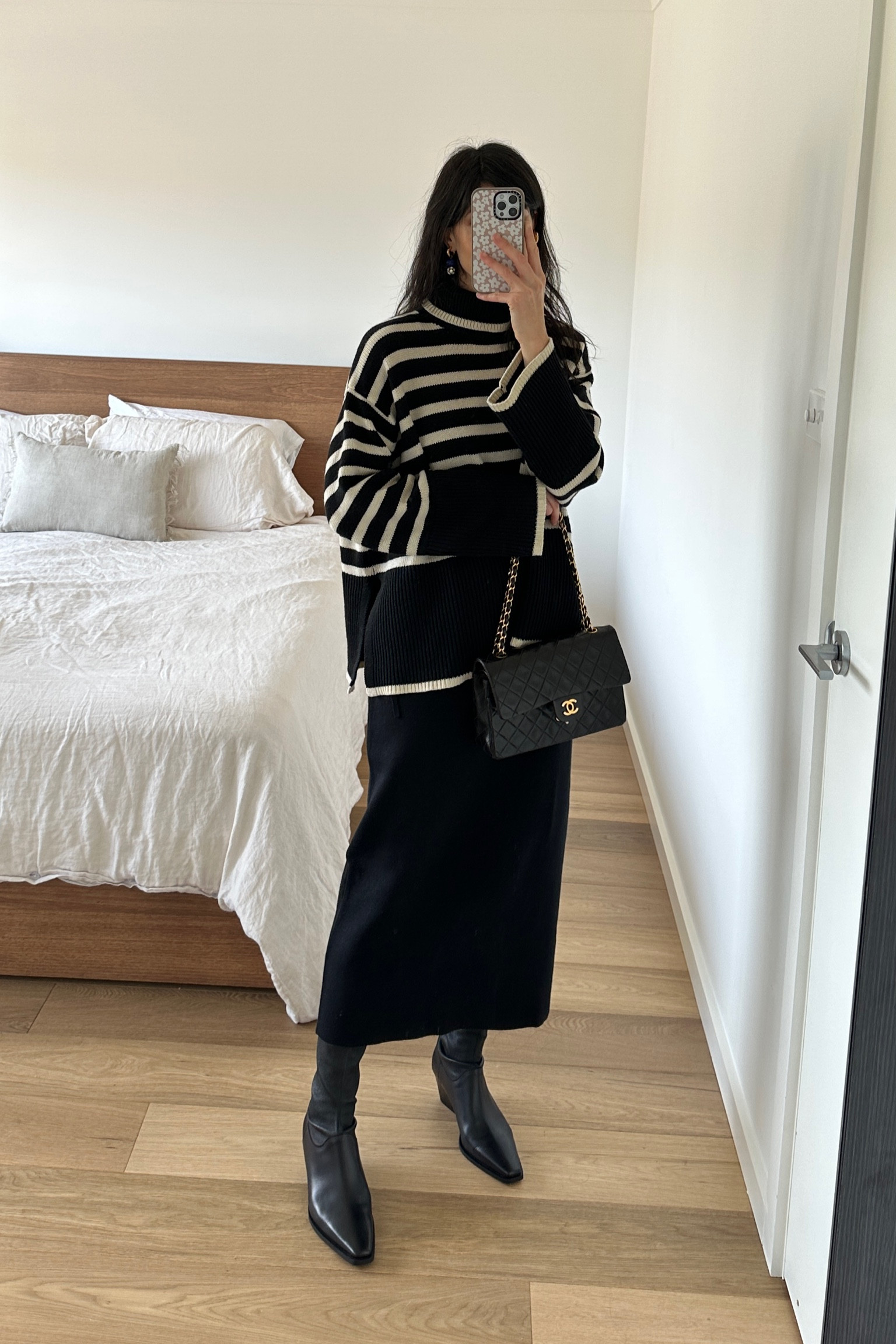 Wearing sweater in size S, skirt in size S (though XS would have worked better), and boots in size EU40

#LTKaustralia #LTKFind #LTKSeasonal