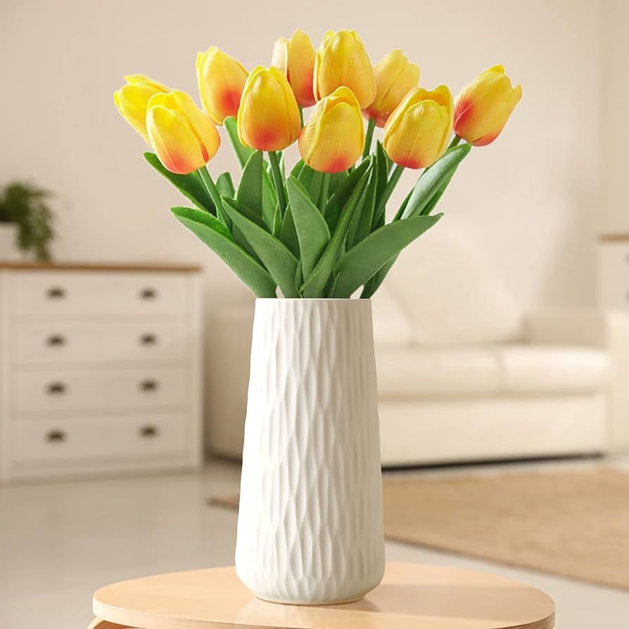 White Ceramic Vase for Home Decor, 8 Inch Vase for Flowers, Modern Art Texture Vase for Decor Cen... | Amazon (US)