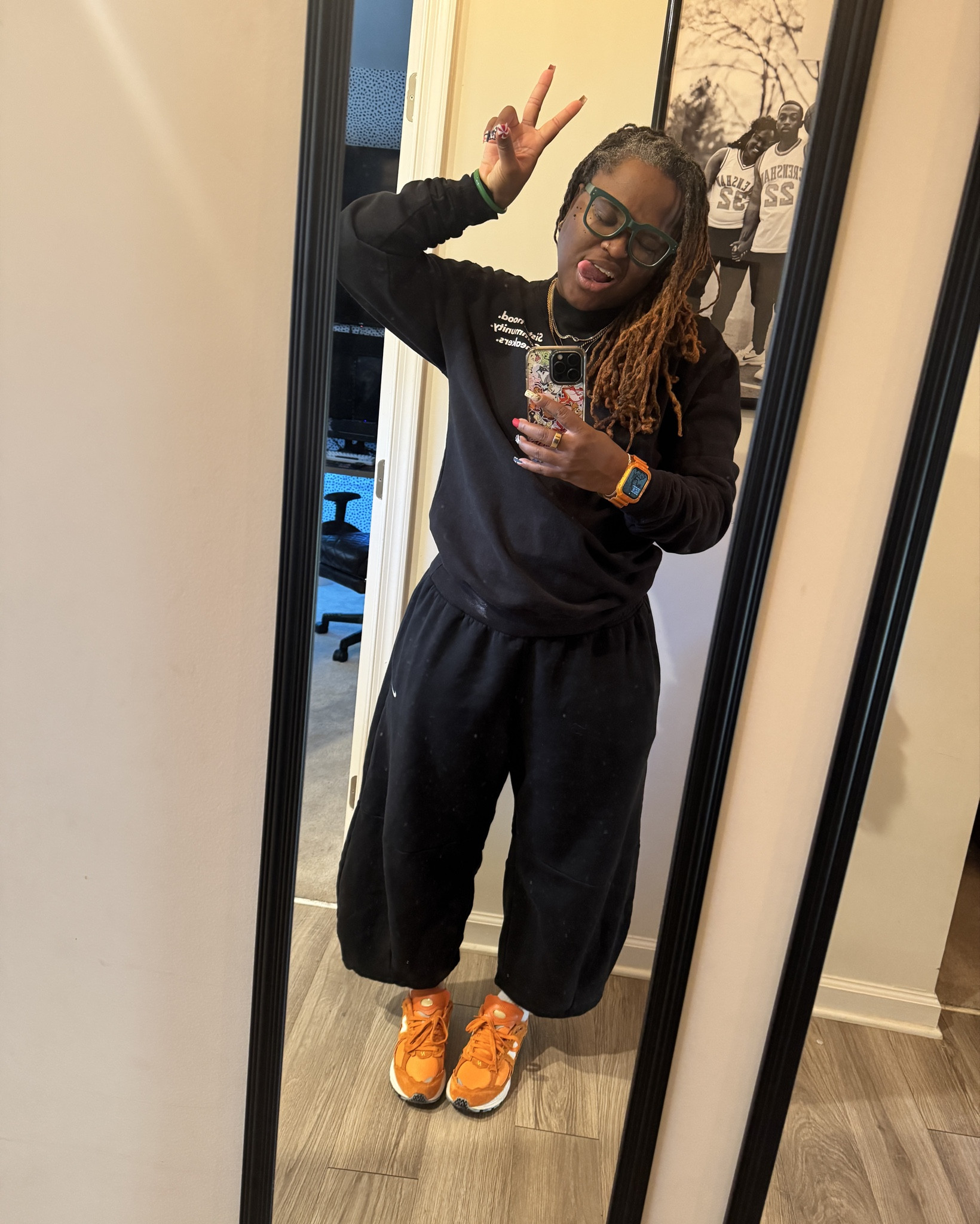Just a girl and her cozy fits! 

#LTKootd #LTKMidsize #LTKgrwm