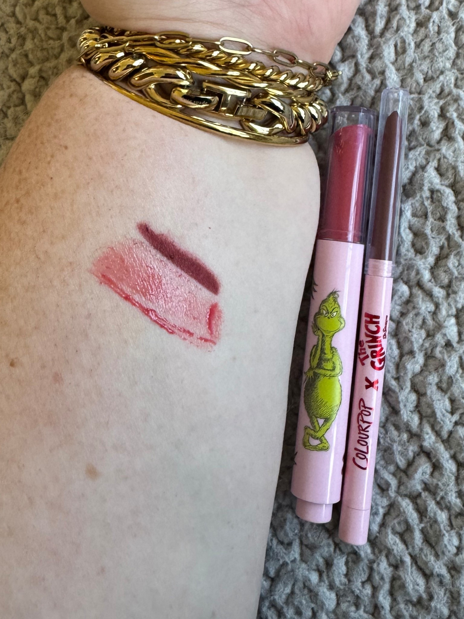 Holiday lip kit - the grinch, affordable, glossy, lip liner, makeup, makeup gift, holiday makeup

#LTKHoliday #LTKBeauty #LTKGiftGuide