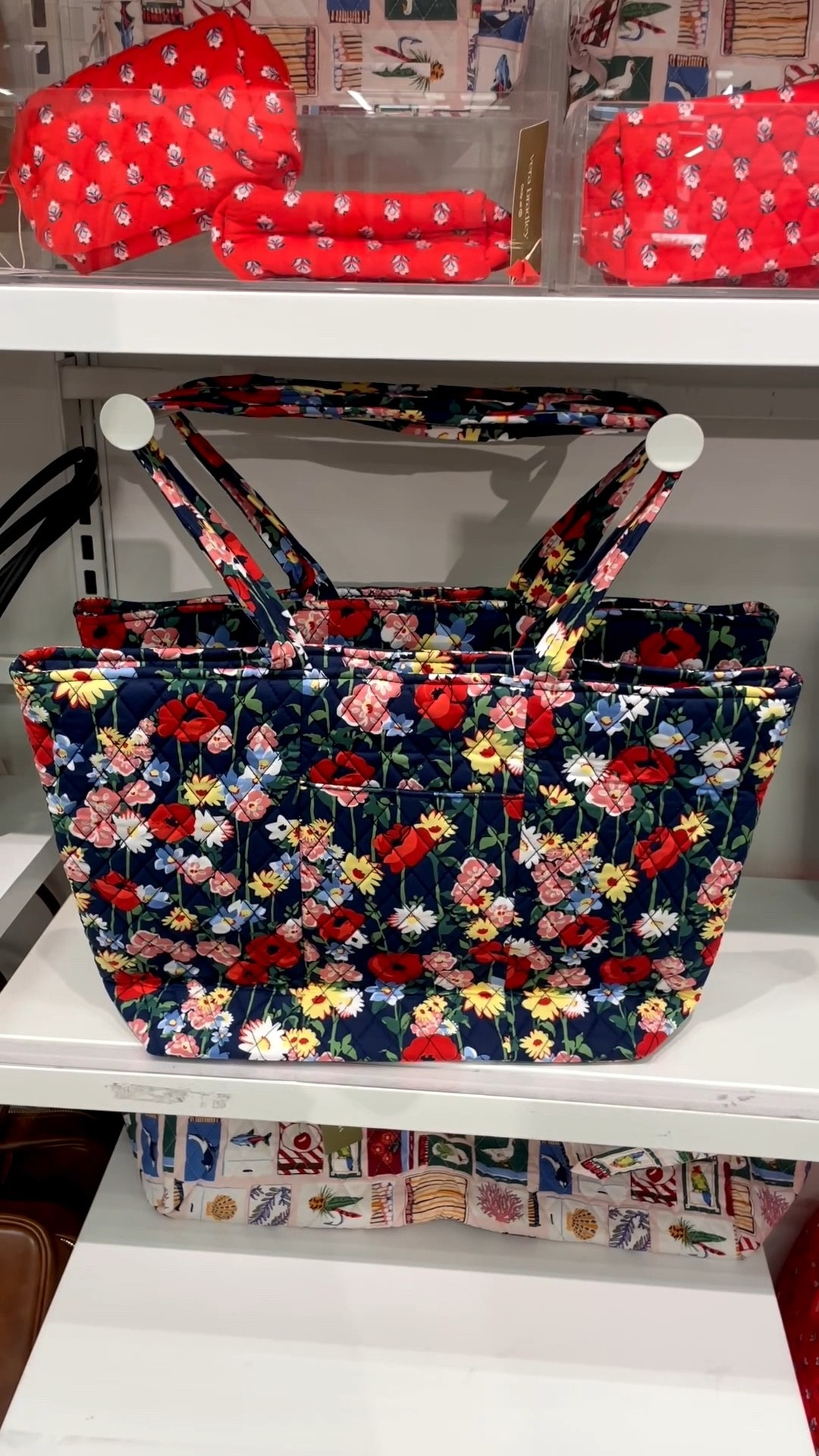 Vera Bradley x @Target limited time collection. What do we think?

#LTKSaleAlert #LTKTravel #LTKSeasonal