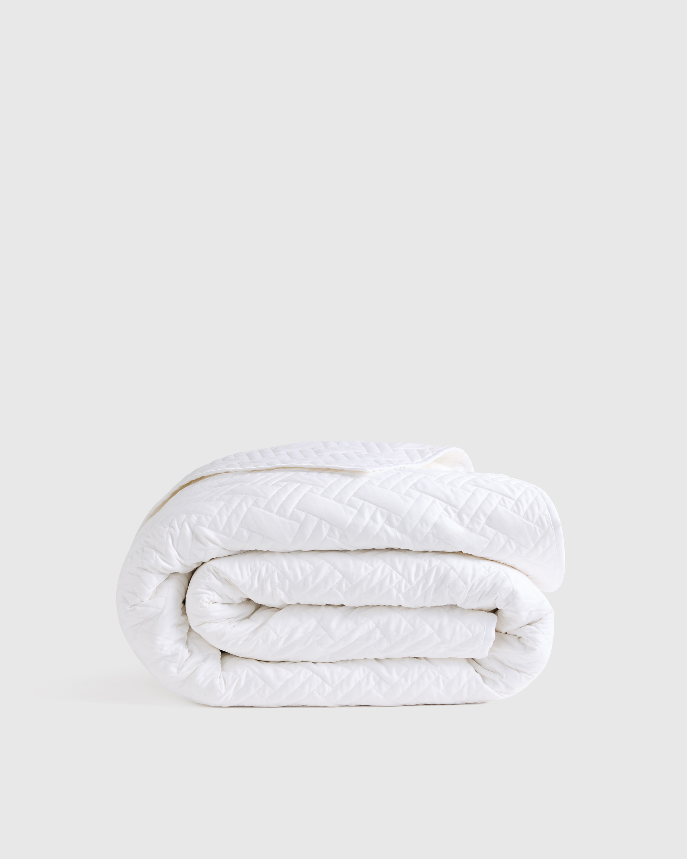 Quince | Basketweave Quilt in White, Size Full/Queen, Organic Cotton | Quince