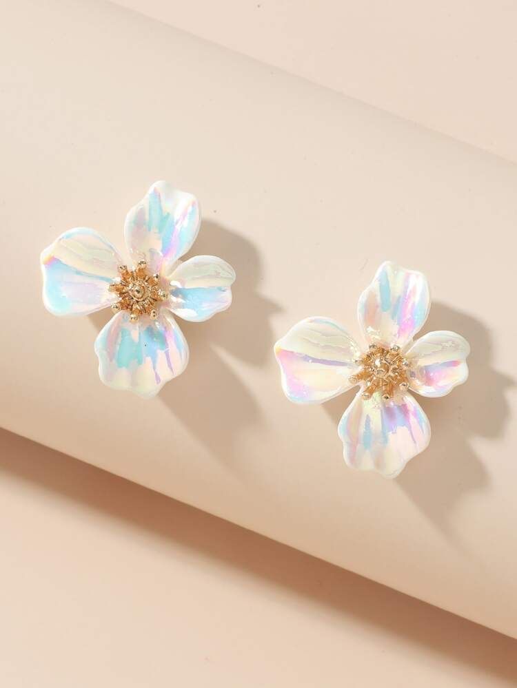 Flower Design Stud Earrings | SHEIN