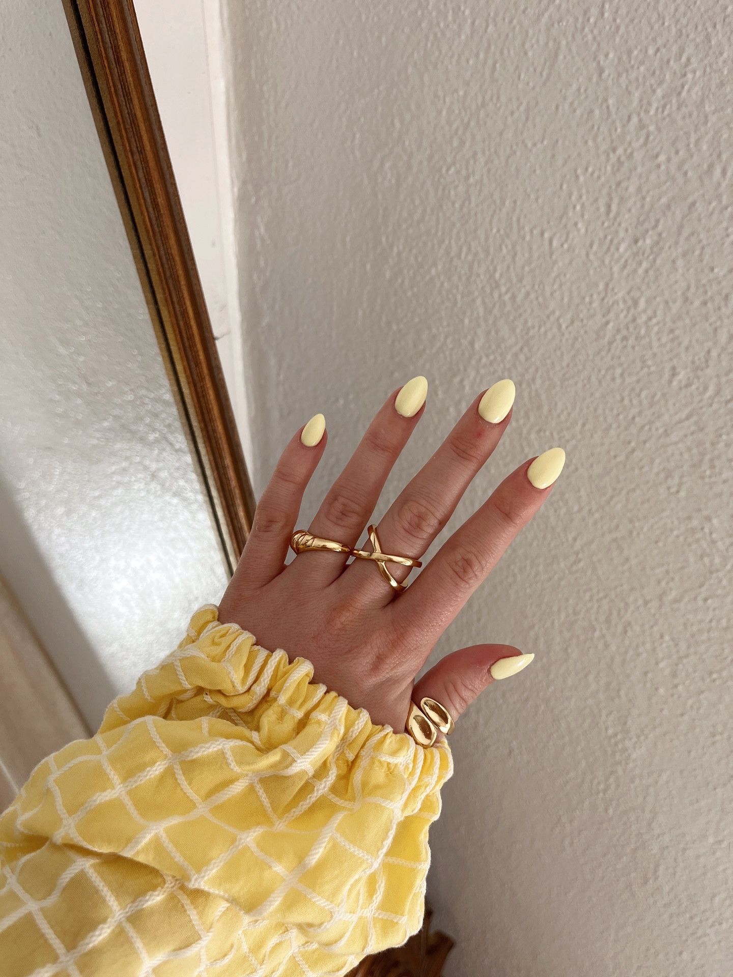 yellow nails for spring 💛🌼🐥🍋☀️ first time ever getting the color yellow & I actually love it 👏🏼 #nailinspo #springnail #yellownails #springnailart