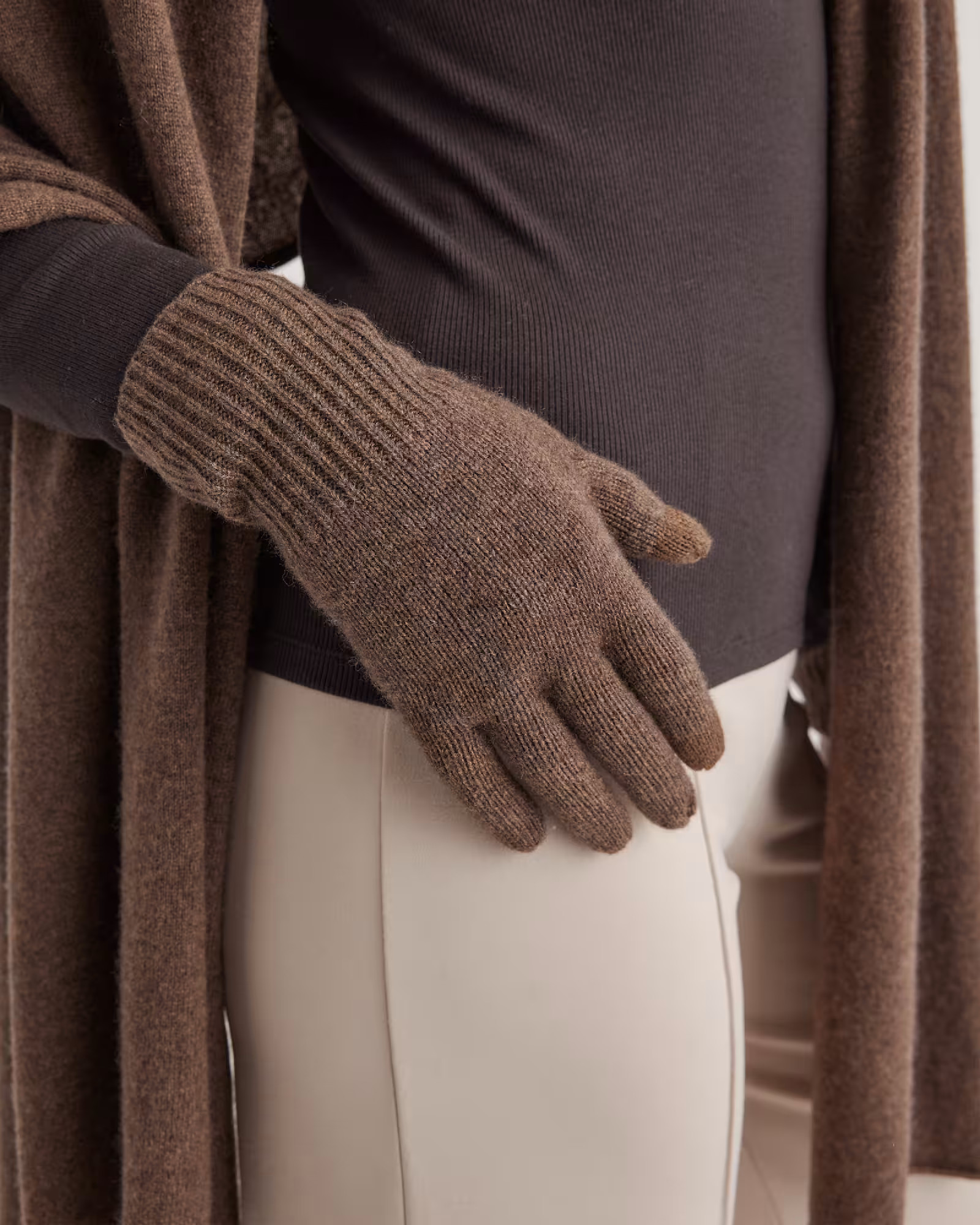 Mongolian Cashmere Gloves | Quince