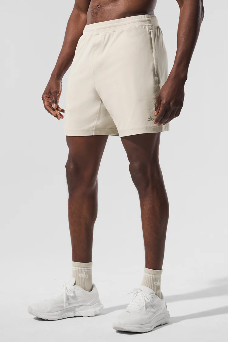 7 | Alo Yoga (US)