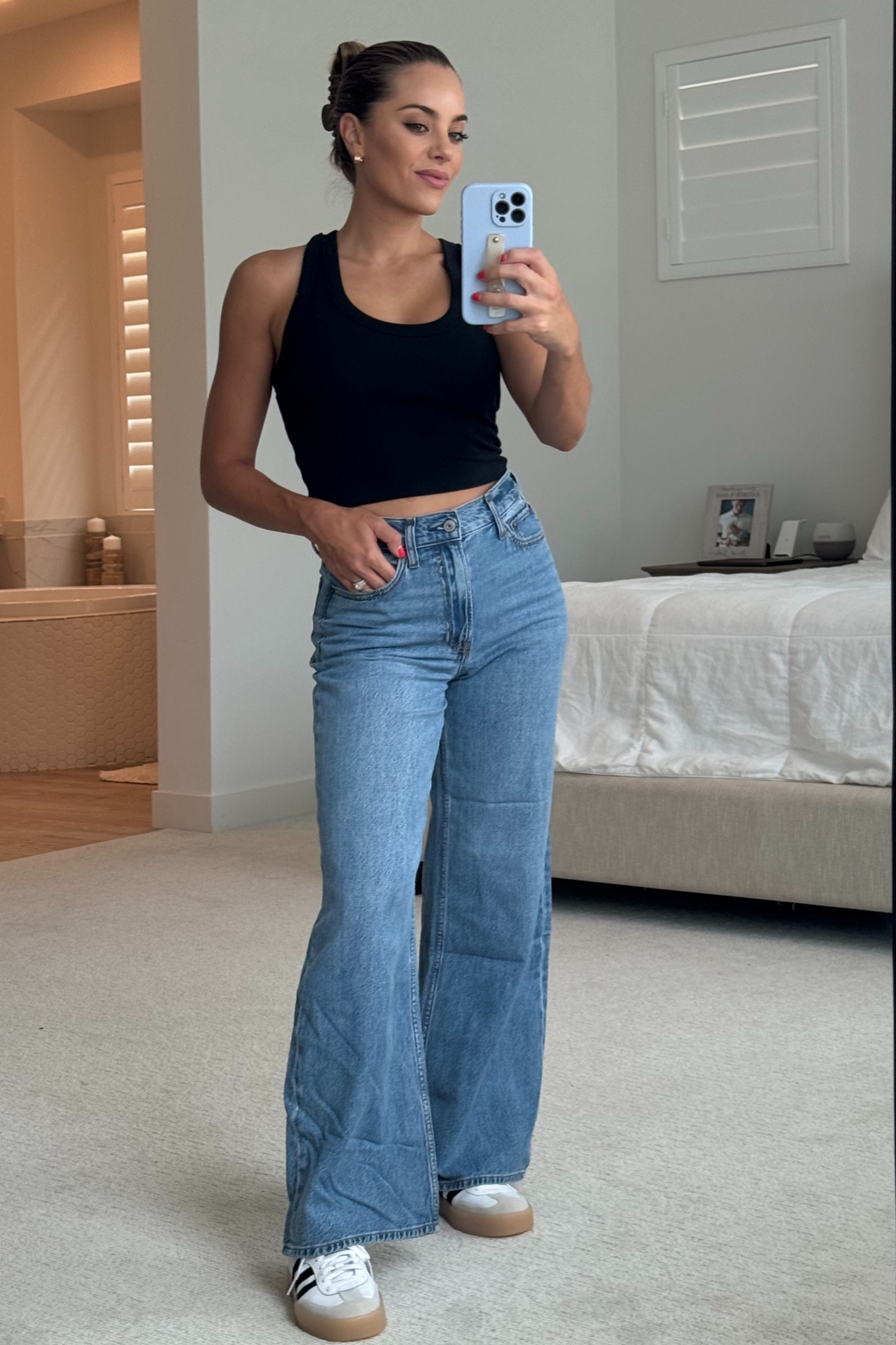 Abercrombie wide leg jeans in medium. These are so soft & stretchy.

#LTKSaleAlert