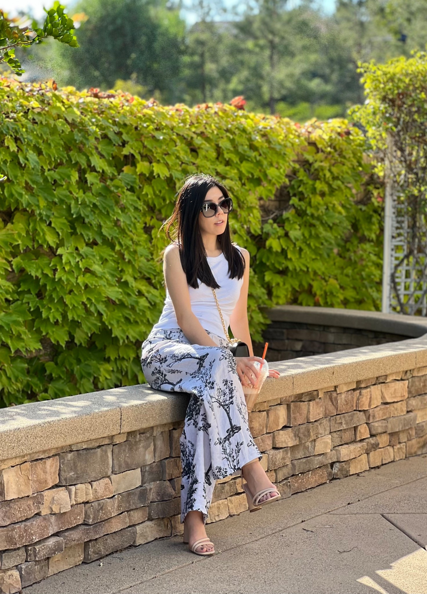 It still feels like summer so I’m able to wear linen pants and a tank top! I love these white linen pants because it has a vintage print similar to what you would typically see at Dior. 

#linenpants #thanktop 

#LTKItBag #LTKPetite #LTKShoeCrush