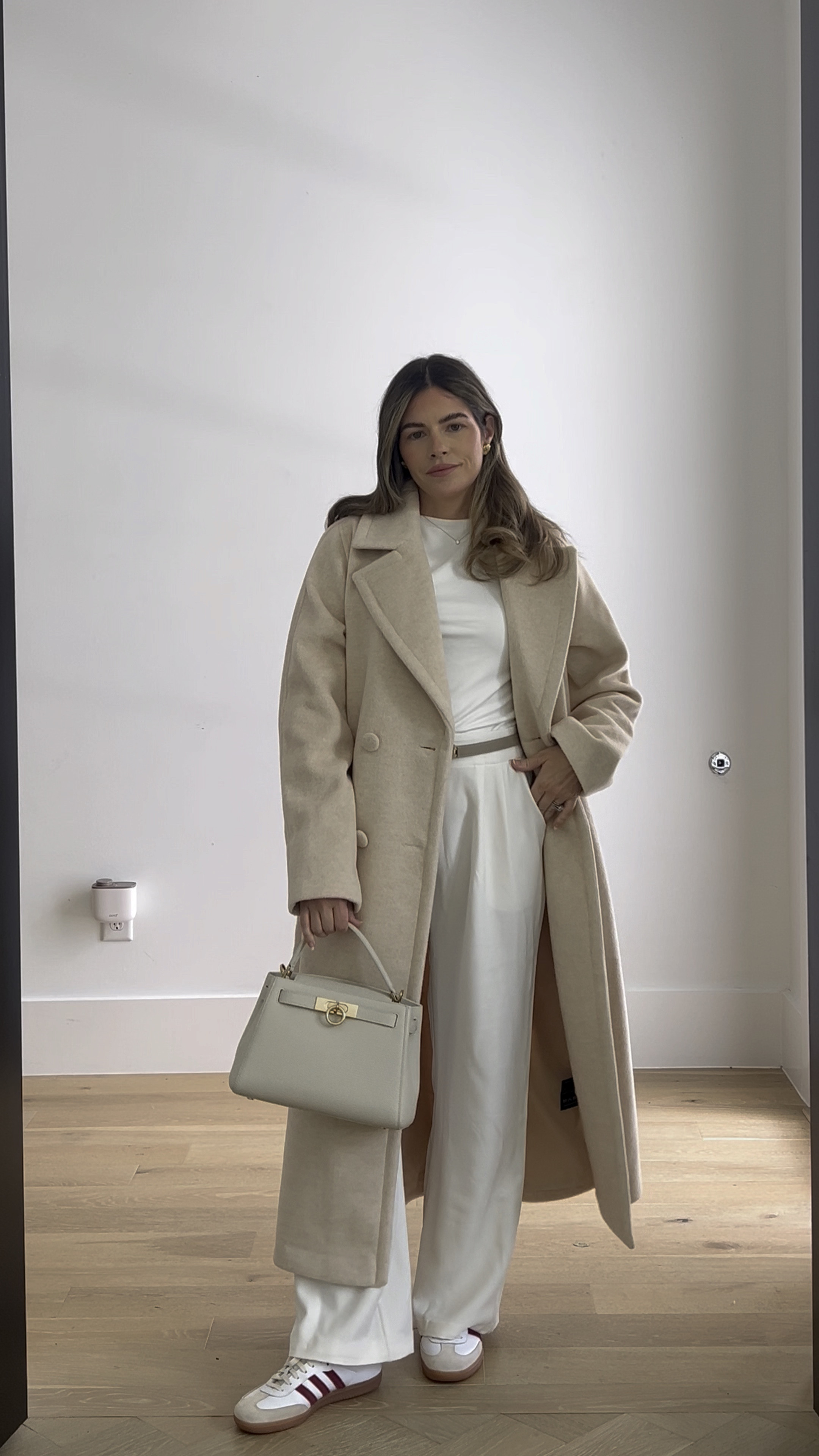 Styling my 3 favorite @bernardo_outerwear coats from the @nordstrom sale. Adding timeless silhouettes to your wardrobe is essential. Linking them in my bio, make sure you snag before they sell out 🤍 #ad  #bernardoIRL #bernardojacket #Nordstrom #NSale

#LTKxNSale #LTKSaleAlert #LTKVideo