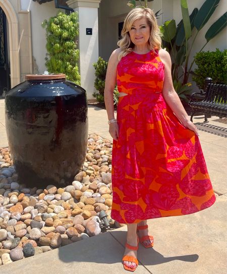 Truth be told, I did not think side cut out dresses were for me but this bright bold dress from Scoop @Walmart is a keeper! Plus there is a sweet price drop online! 
#walmartpartner #dress #walmartfashion #summerpartydress #weddingguestdress
size inclusive from XS to XL

#LTKFind #LTKsalealert #LTKSeasonal