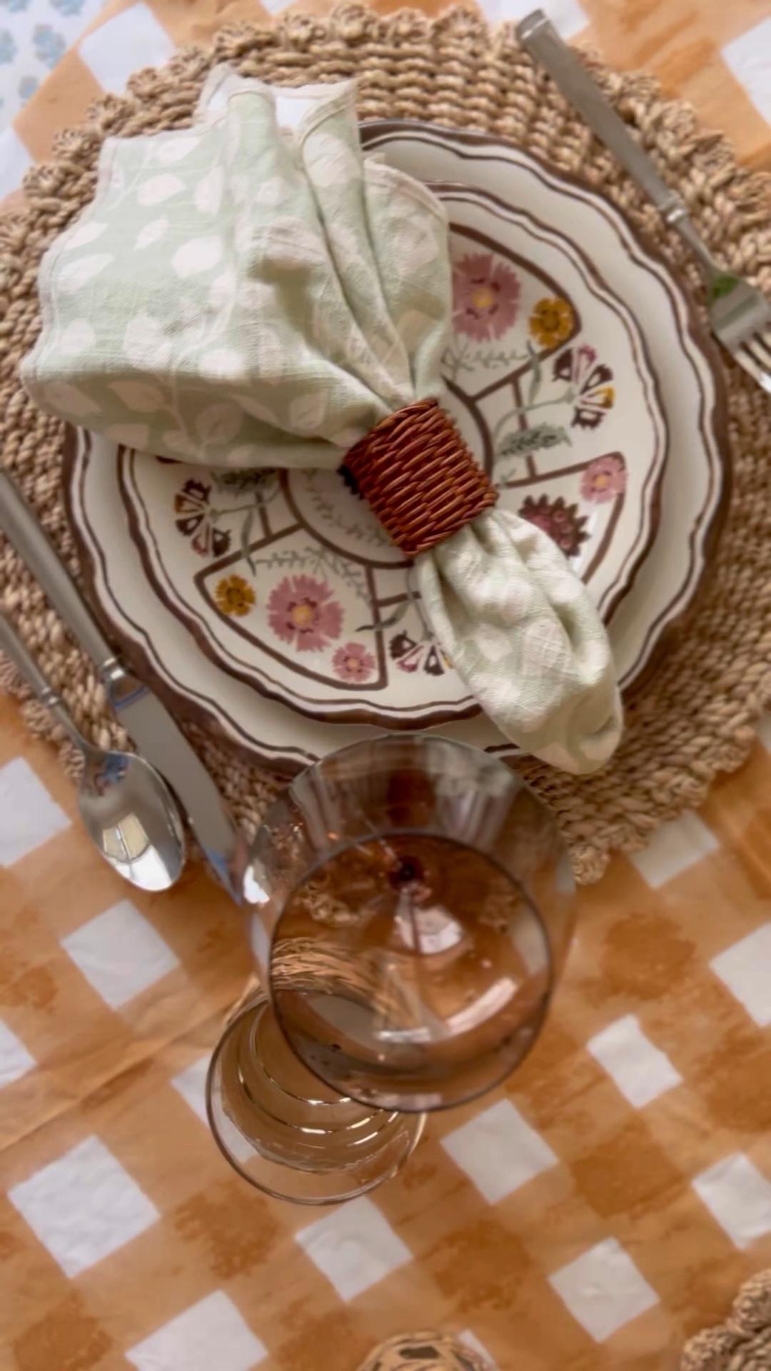 Can almost taste fall in the air 🍁 lovely table set w. the new JB x Pottery Barn collection 

#LTKhome