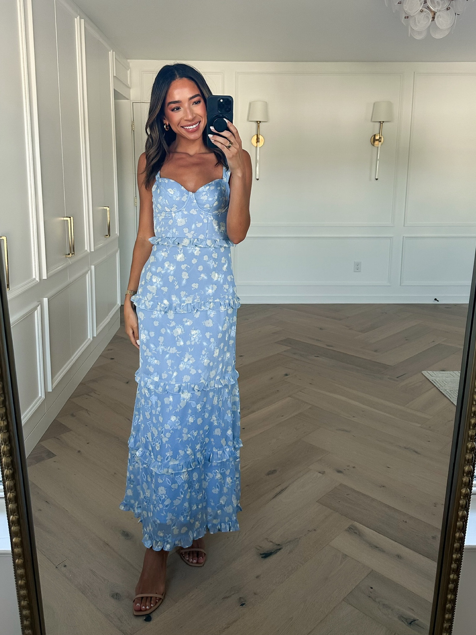 Bloomingdale’s is 20-30% OFF almost everything! Wearing size xs maxi dress 


Event dress
Wedding guest dress 
Summer dress 
Summer outfit 

#LTKSeasonal #LTKstyletip #LTKfindsunder100