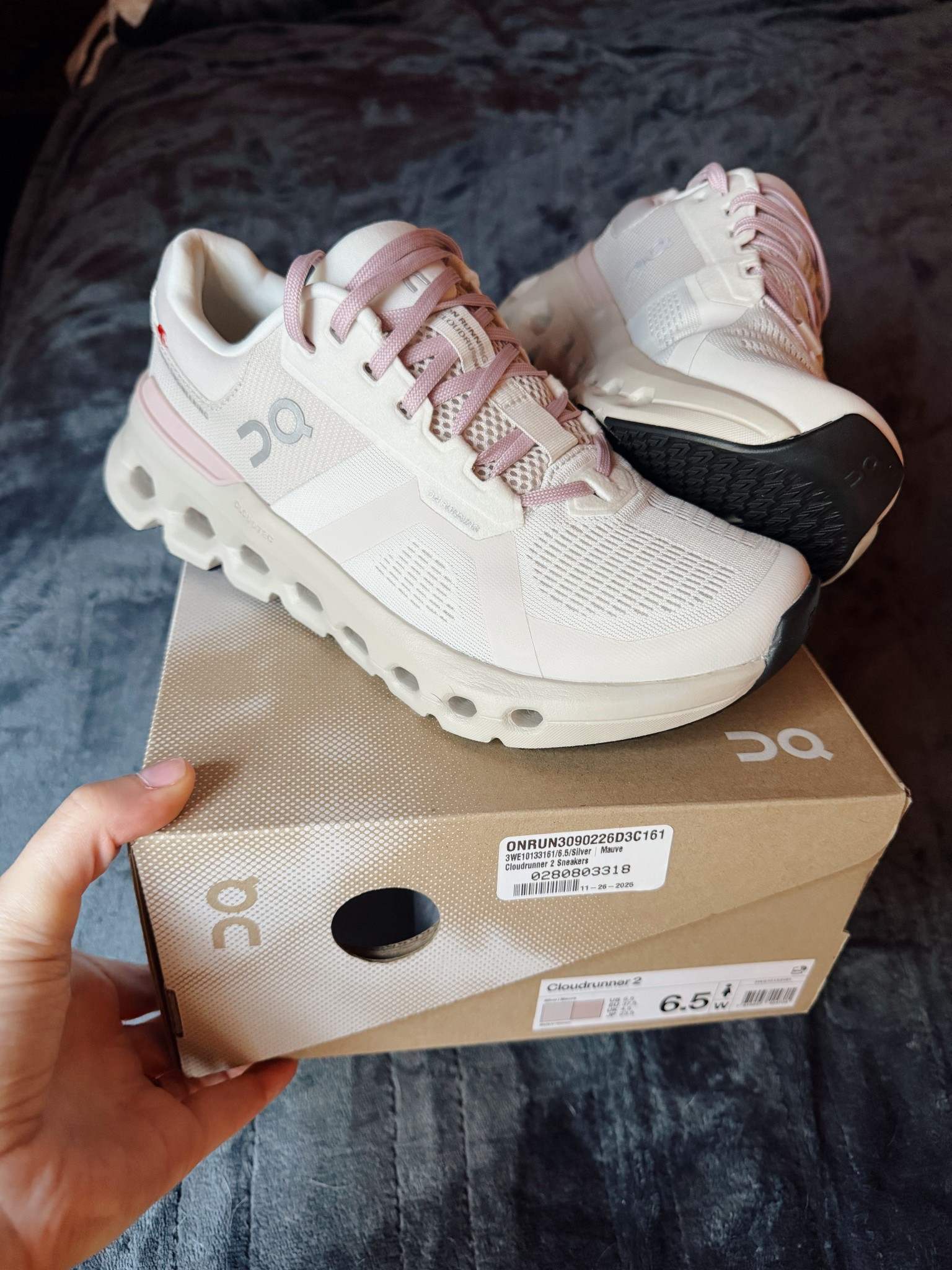 The color way on the on cloudrunner 😍

#LTKValentine #LTKSaleAlert #LTKActive