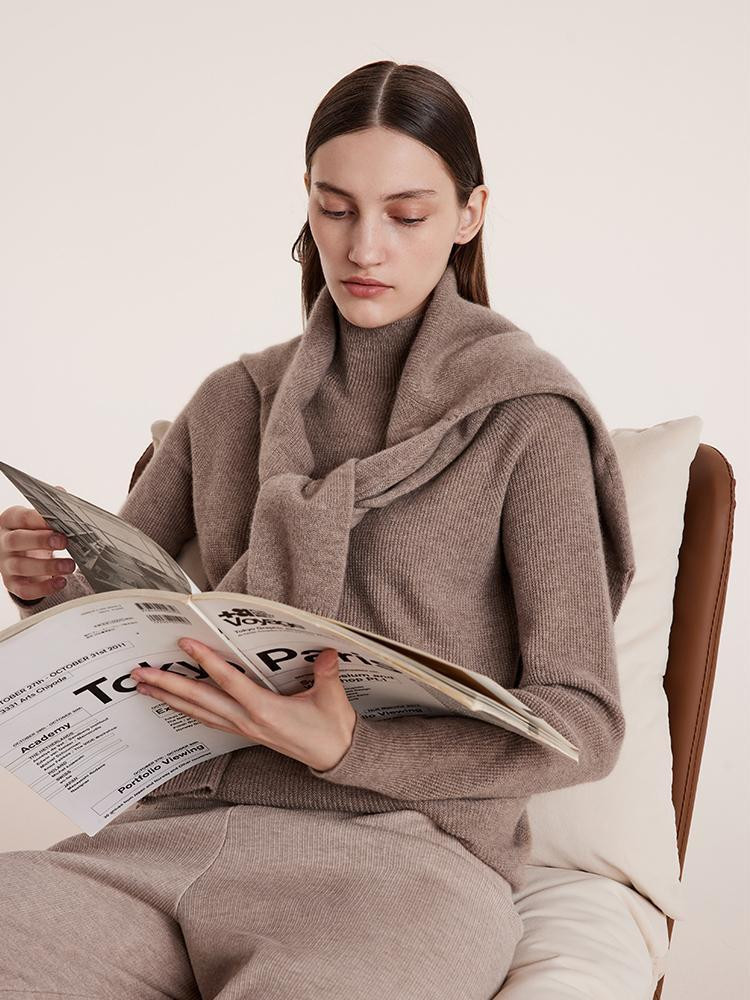 Coffee Seamless Mock Neck Cashmere Women Sweater - Dark Beige / XS | GOELIA
