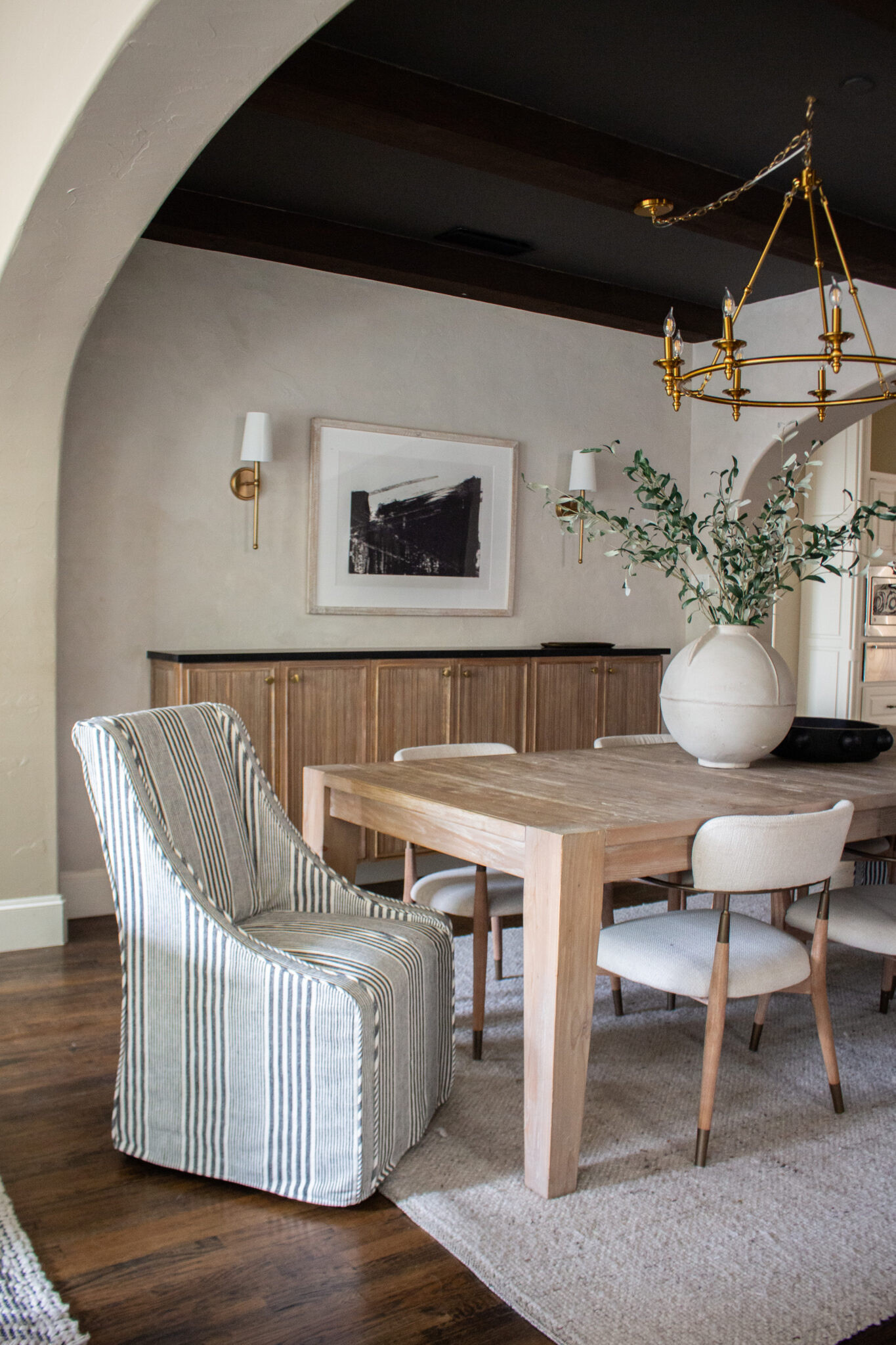 Organic modern home finds 🤎 Loving the mix of warm wood tones, natural textures, and simple details for a cozy but elevated space.

#LTKSeasonal #LTKHome