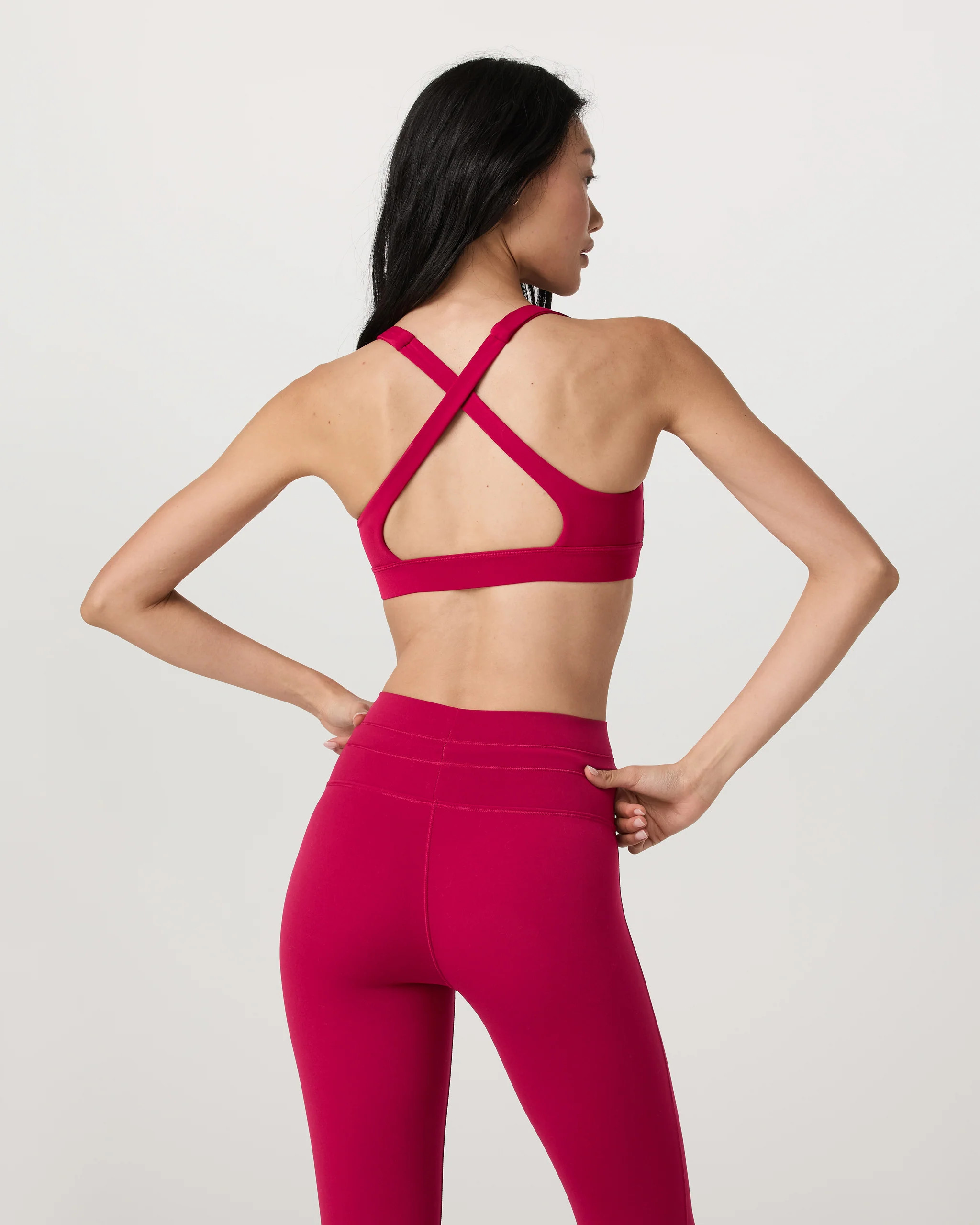 Daily Form Bra | Vuori Clothing (US & Canada)