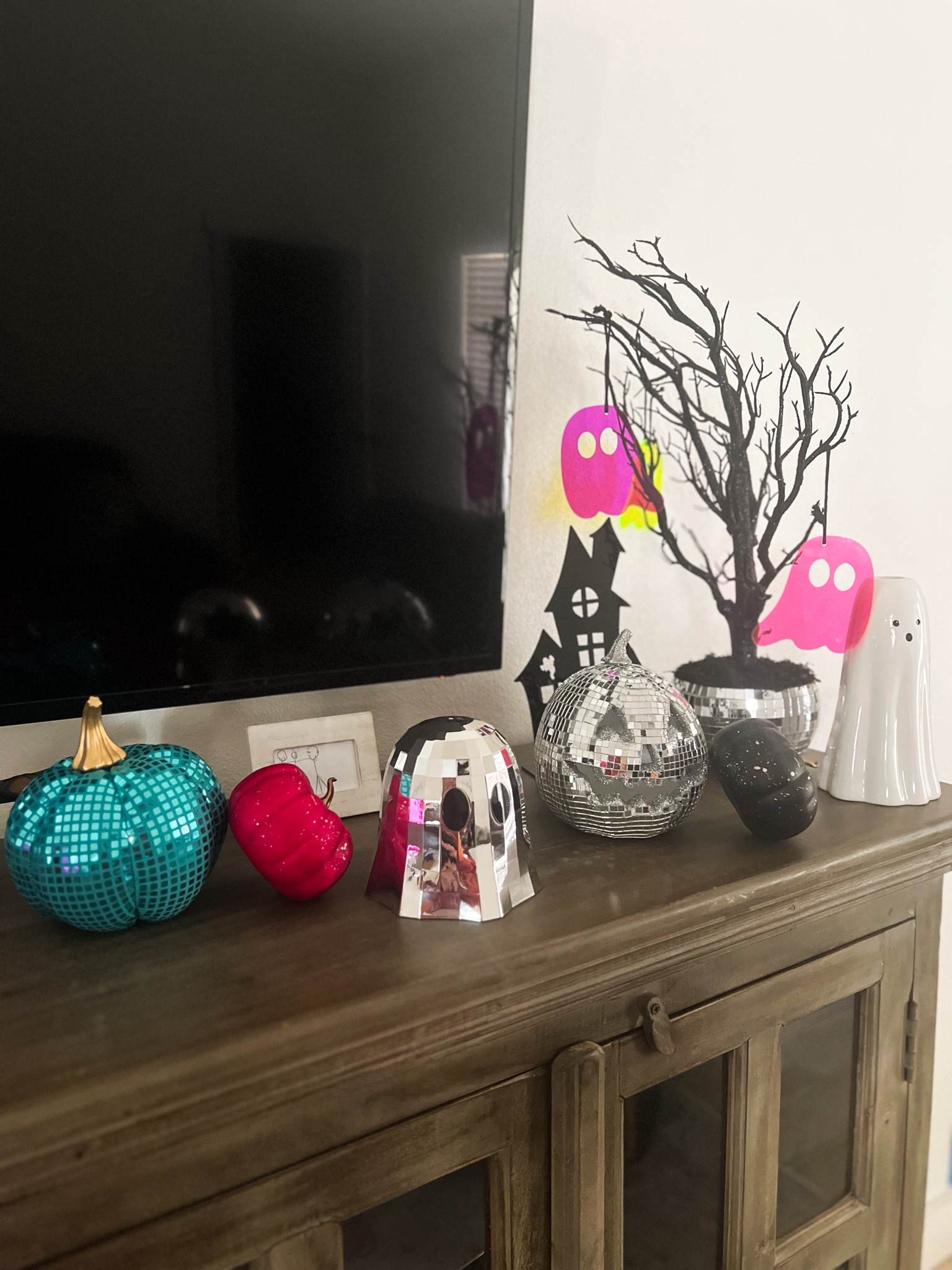 Halloween finds under $10! 

#LTKSeasonal #LTKHalloween #LTKHome