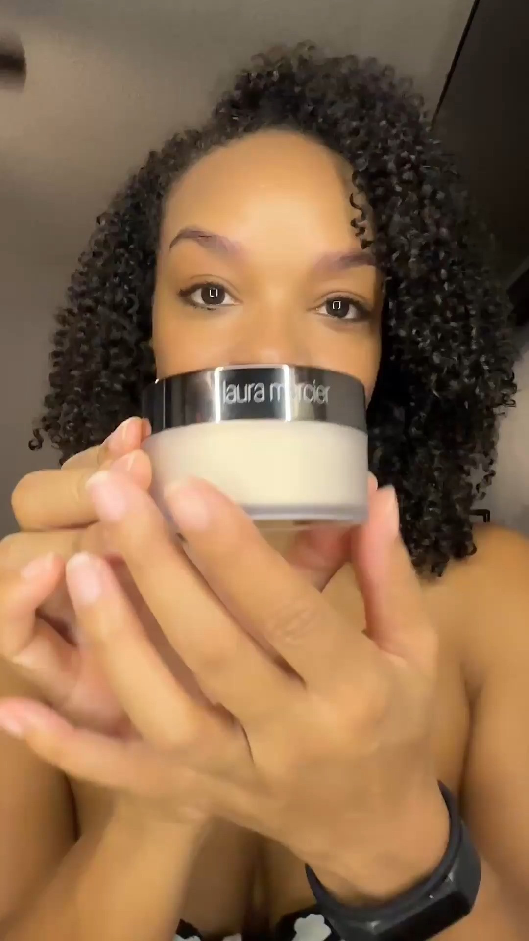 Laura Mercier setting powder adds that extra glow with mattifying benefits.  

 

#LTKWatchNow #LTKStyleTip #LTKBeauty