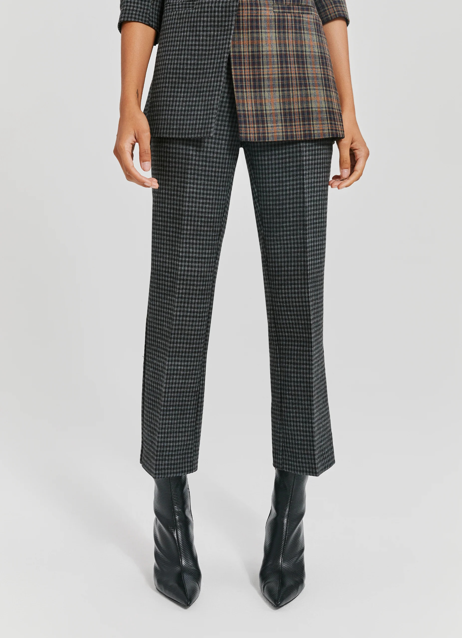 Plaid Cropped Trousers Gray Black | Something Navy | Something Navy