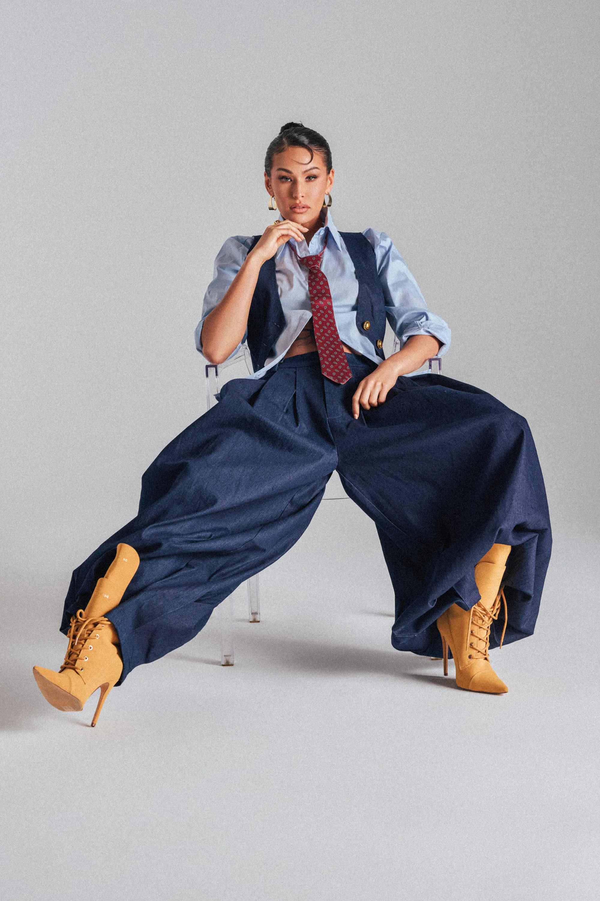 AKIRA Business In The Front Trouser Pants | Size Large | AKIRA