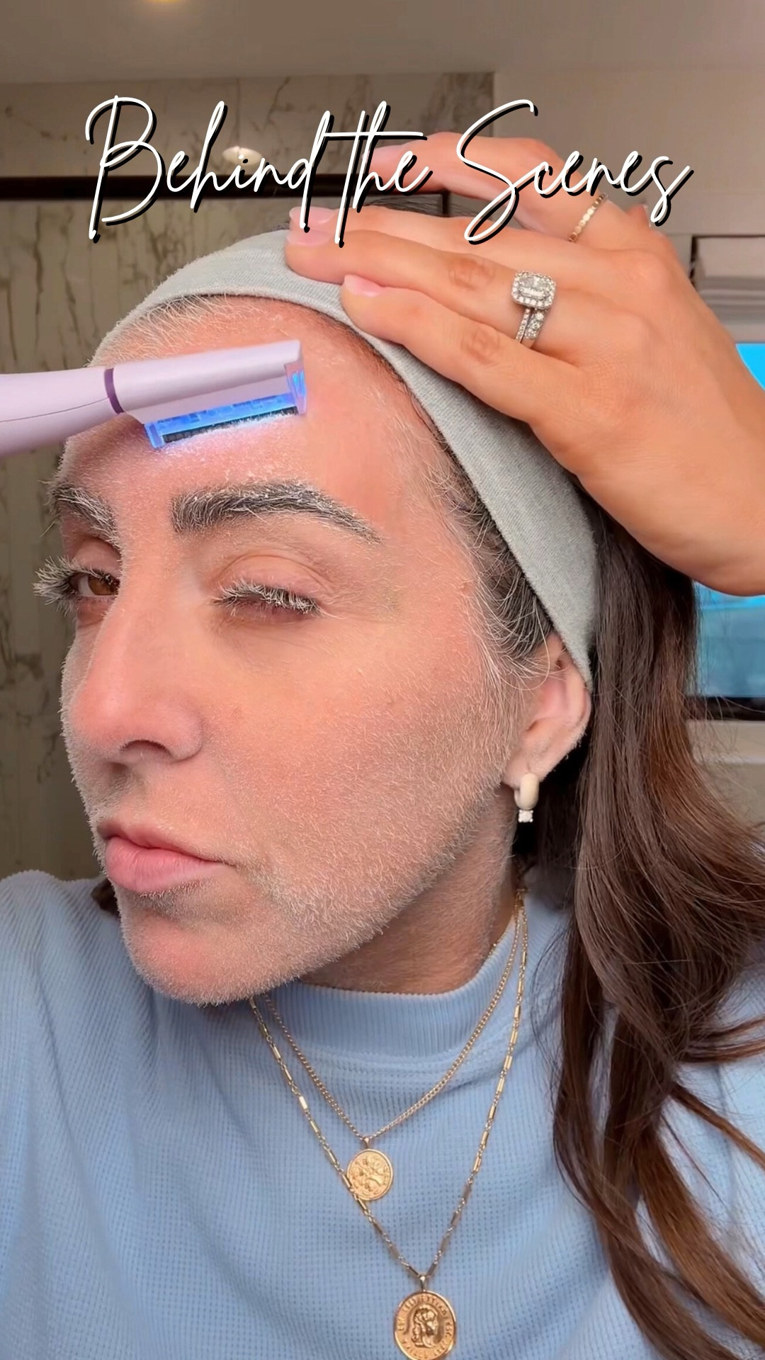 Smoother, softer, more radiant skin — no spa required 💆🏼‍♀️


The Sonicsmooth Pro+ exfoliates, removes peach fuzz + buildup, and preps your skin for better product absorption and flawless makeup.
 
It’s quick, painless, and dermatologist-approved for at-home use.
Currently 42% OFF right now at @michaeltoddbeauty 💜
 #MichaelToddBeauty #SonicsmoothPro #skincare


#LTKselfcare #LTKBeauty #LTKSaleAlert