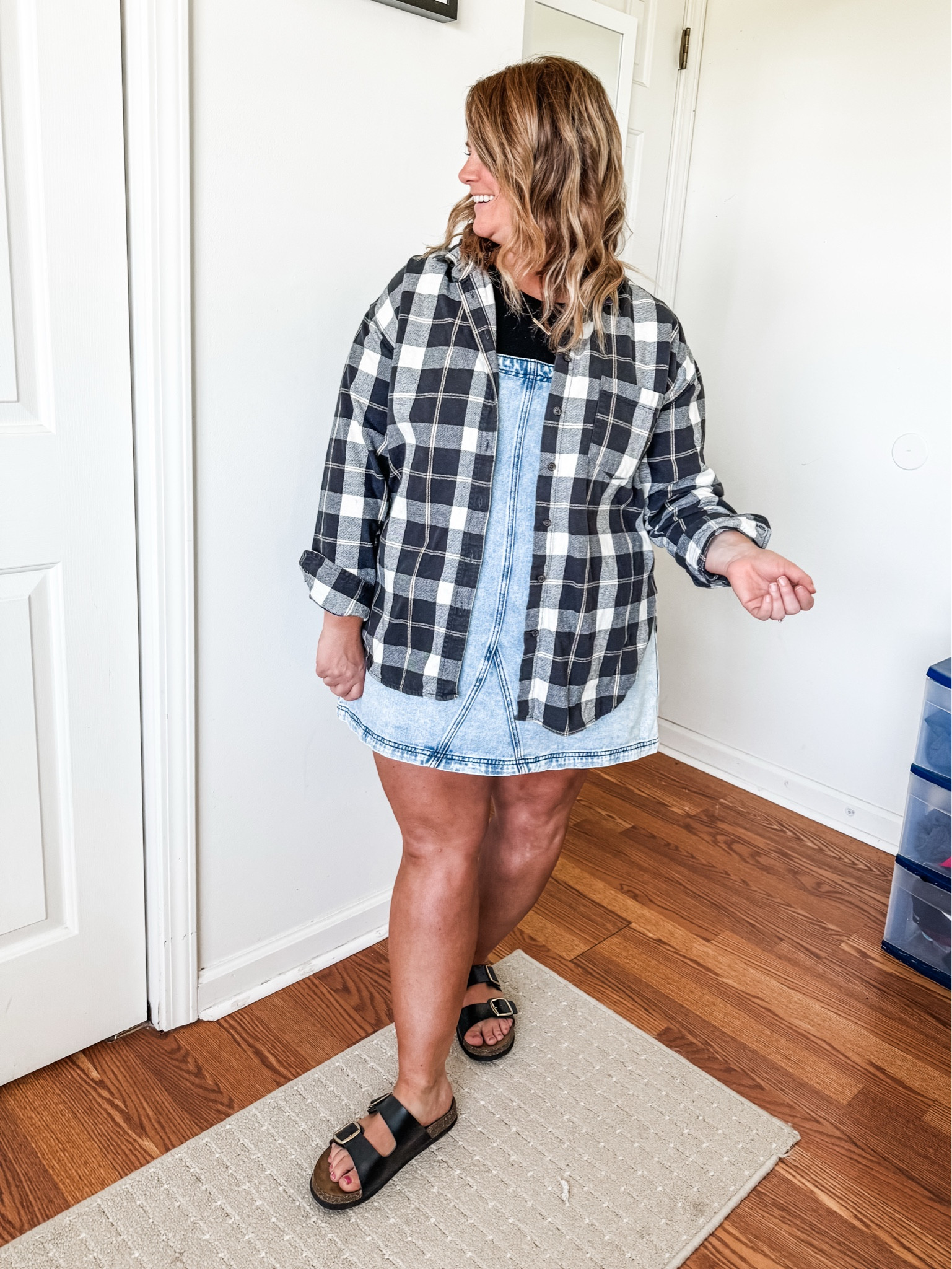 Wearing an Xl in my denim jumper! It’s so cute with a flannel on top for Fall 

#LTKSeasonal #LTKMidsize #LTKFindsUnder50