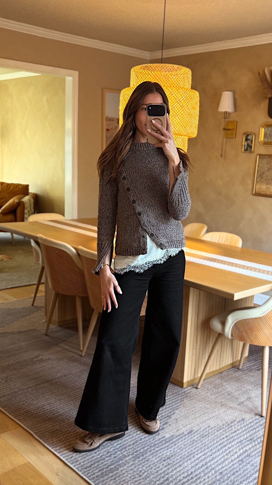 Exact top is sold out from Zara :/ but i tagged all of the similar ones!

#LTKWorkwear #LTKSaleAlert #LTKootd