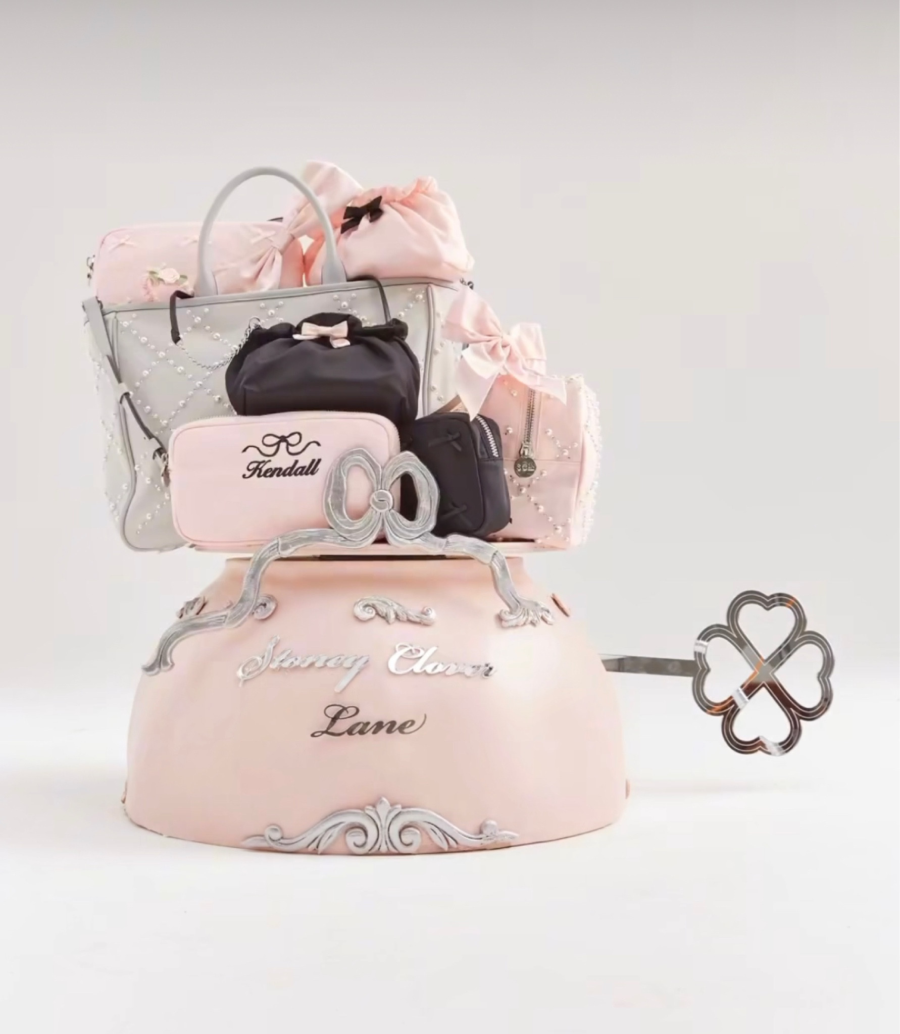 Check the New Stoney Clover Lane Ballerina Collection! 

#travelessentials #travelbag #travelpurse #traveltoiletrybag #travelset #travel 

#LTKSeasonal #LTKGiftGuide #LTKtravel