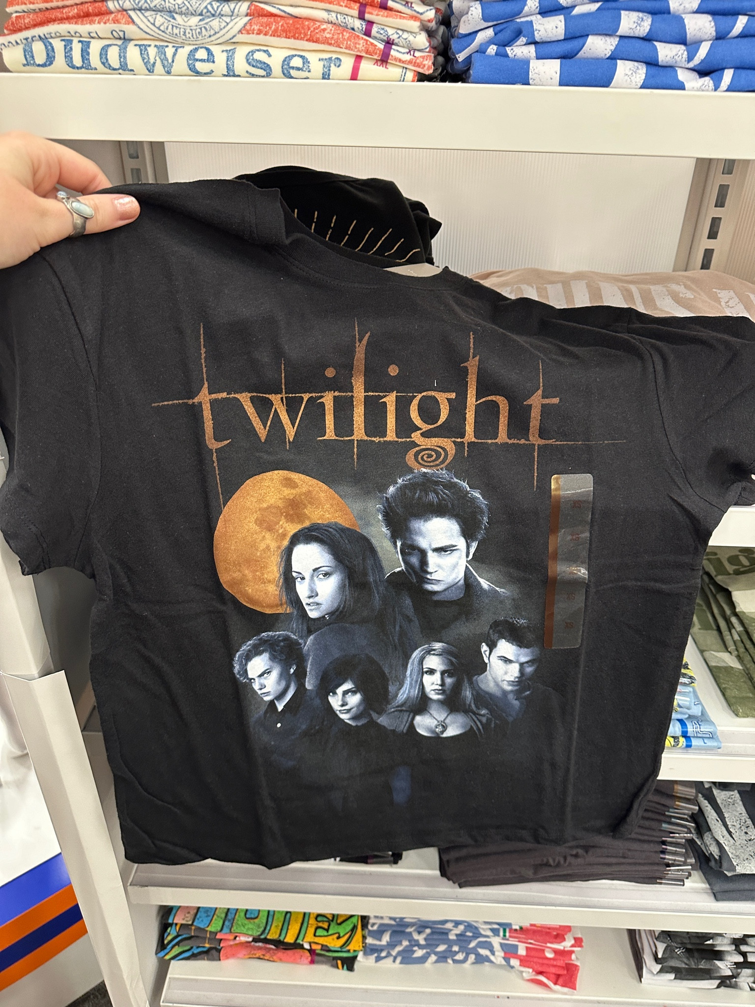 Twilight Saga graphic tee from Target

#LTKFindsUnder50 #LTKBacktoSchool #LTKStyleTip
