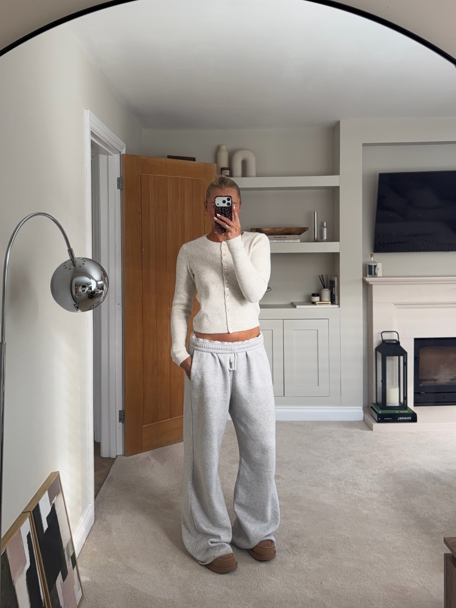 cosy & comfy xx #comfyoutfit #cardigan #autumn