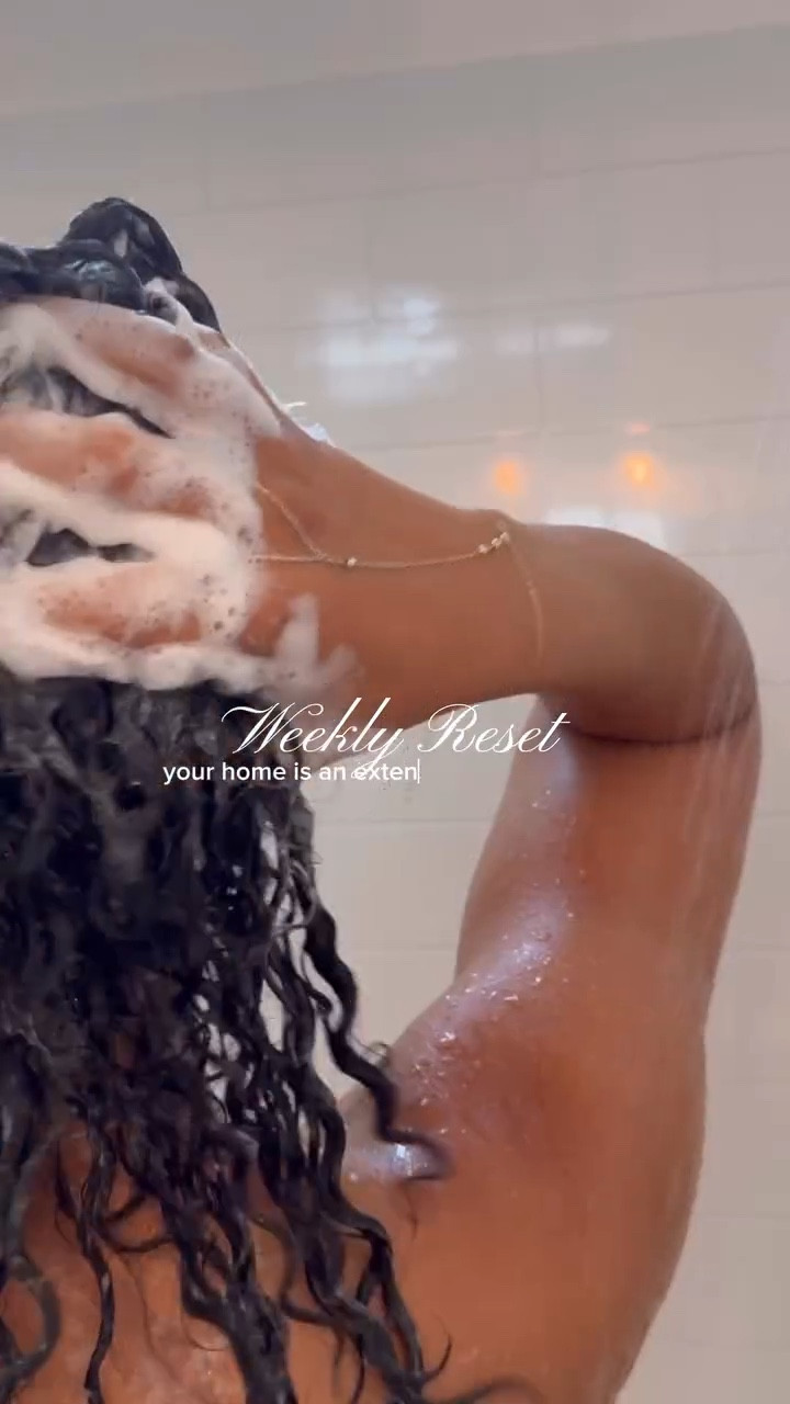 self care is also tending to your home & making sure those bathroom mats get washed! lol seriously, your home is an extension of your energy so what’s it saying about your energy today??? 

Oh & I saw the steam mop from @ocedarclean and it looks so satisfying, I may have to grab it. but otherwise this was a fun reset…most times like today my son is out of the house which makes this a lot easier but when he’s home, let’s just say…it takes a while lol 😂

happy reset ladies! Oh & drop your fav verse from this oldie but goodie…🎤 I always feel so grown when this come on! Whewww