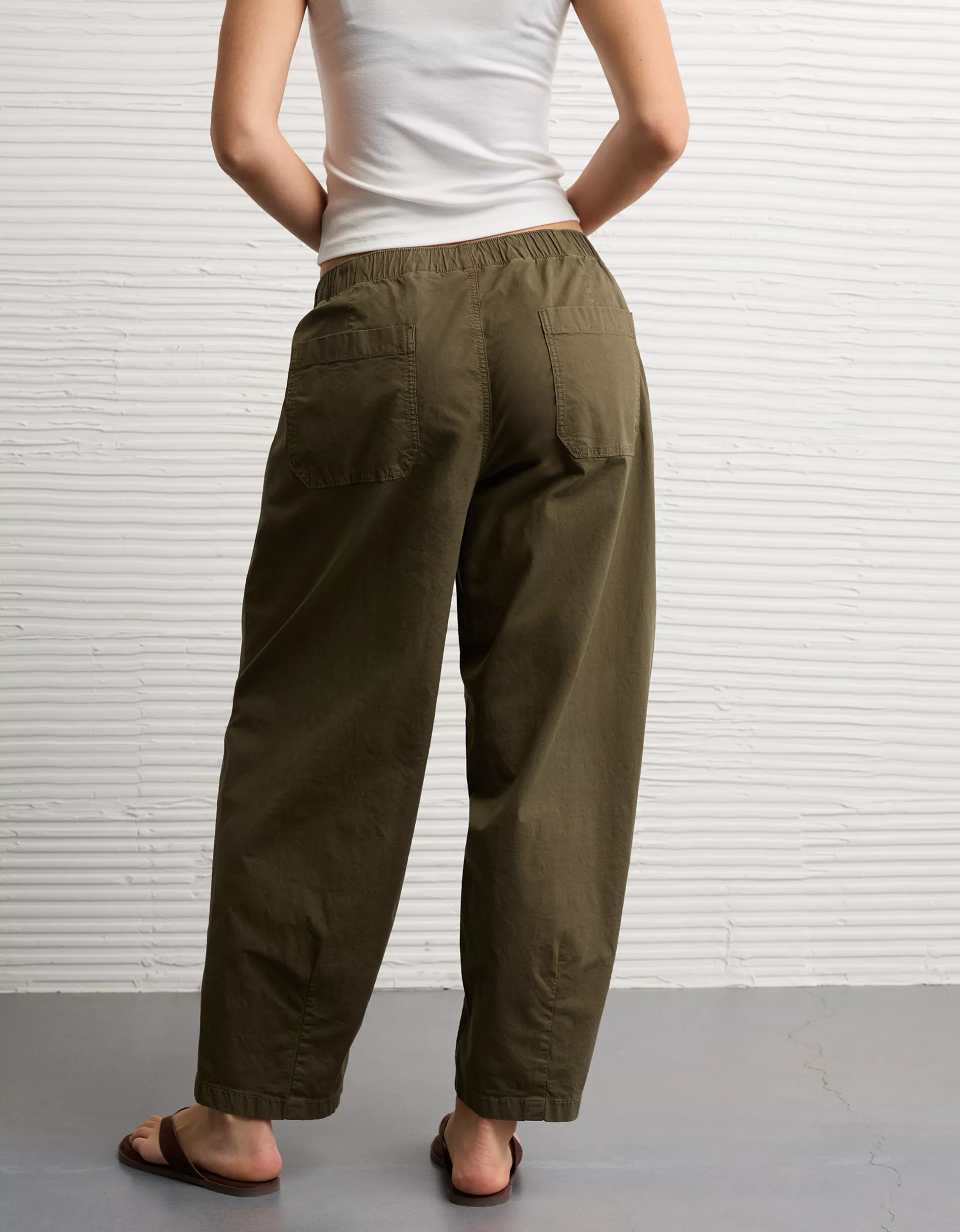 AE Low-Rise Pull-On Barrel Pant | American Eagle Outfitters (US & CA)