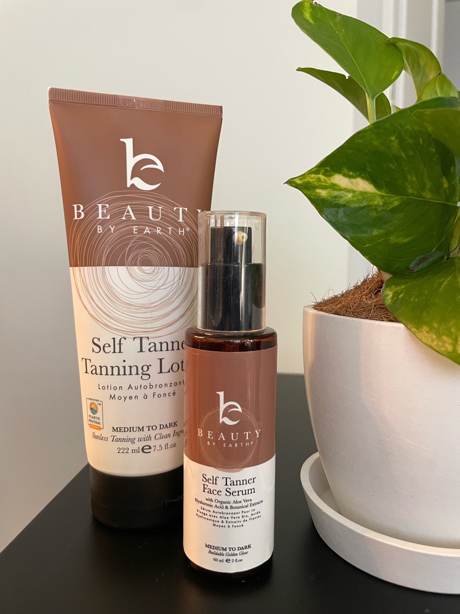 My fav natural self tanners with clean ingredients🤎 I use the medium to dark shades #selftanner #selftan #naturaltan #selfcare #beauty #skincare

#LTKU #LTKfindsunder50 #LTKbeauty