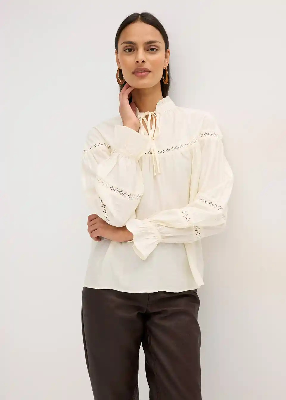 Mit Spitze und Schnürung - weiß - Damen | bonprix | Bonprix DE